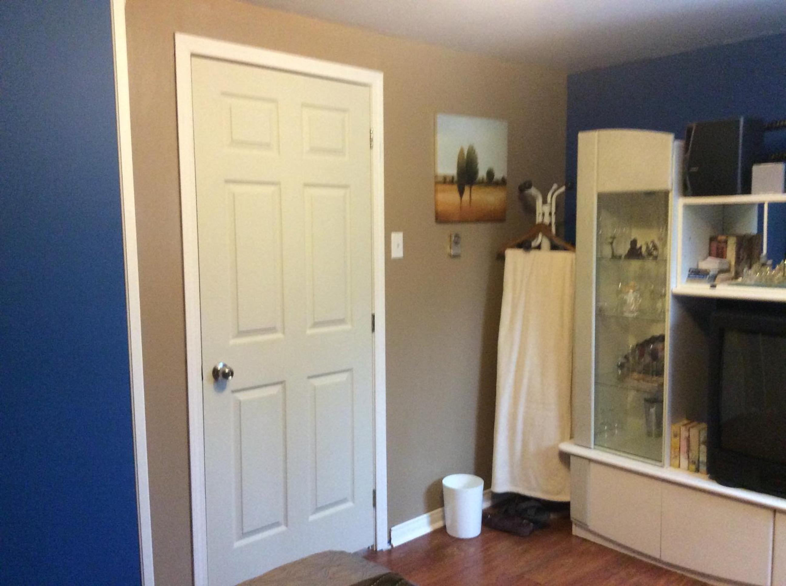 Queen Room photo 2