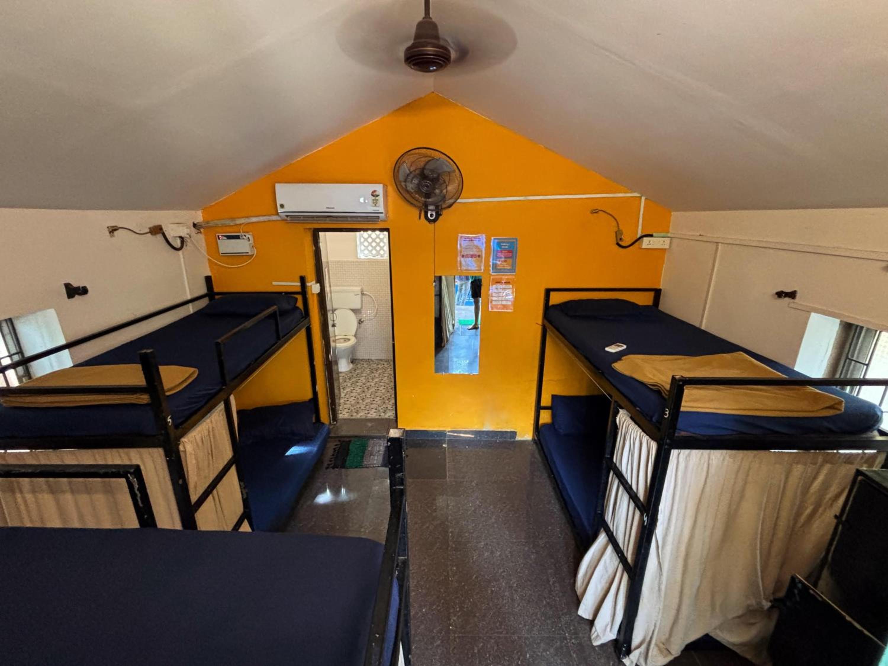 6 Bed Female Dormitory With A.C photo 1