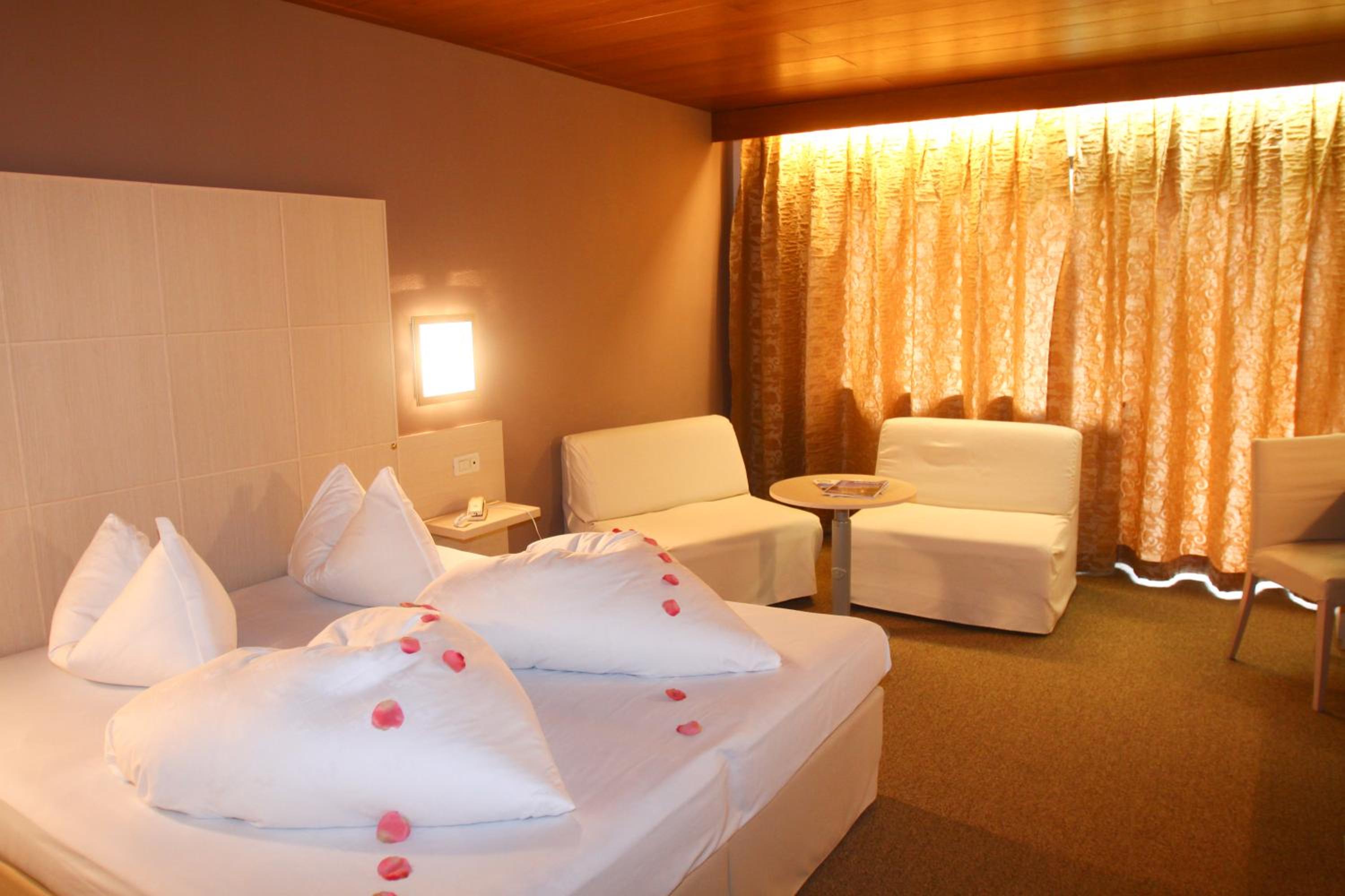 Junior Suite with Ocean View - Photo 6