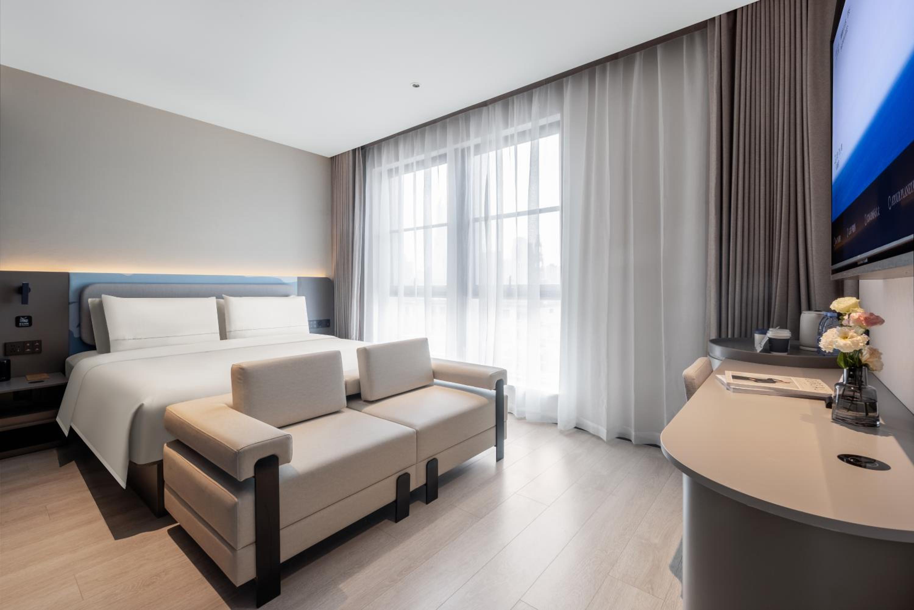 Superior Double Room with City View