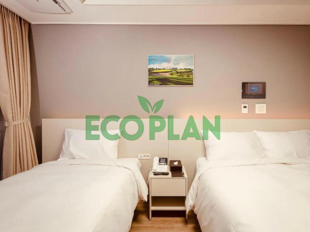 [Eco Plan - Non Refundable] Deluxe Family - No Cleaning Service Included during stay