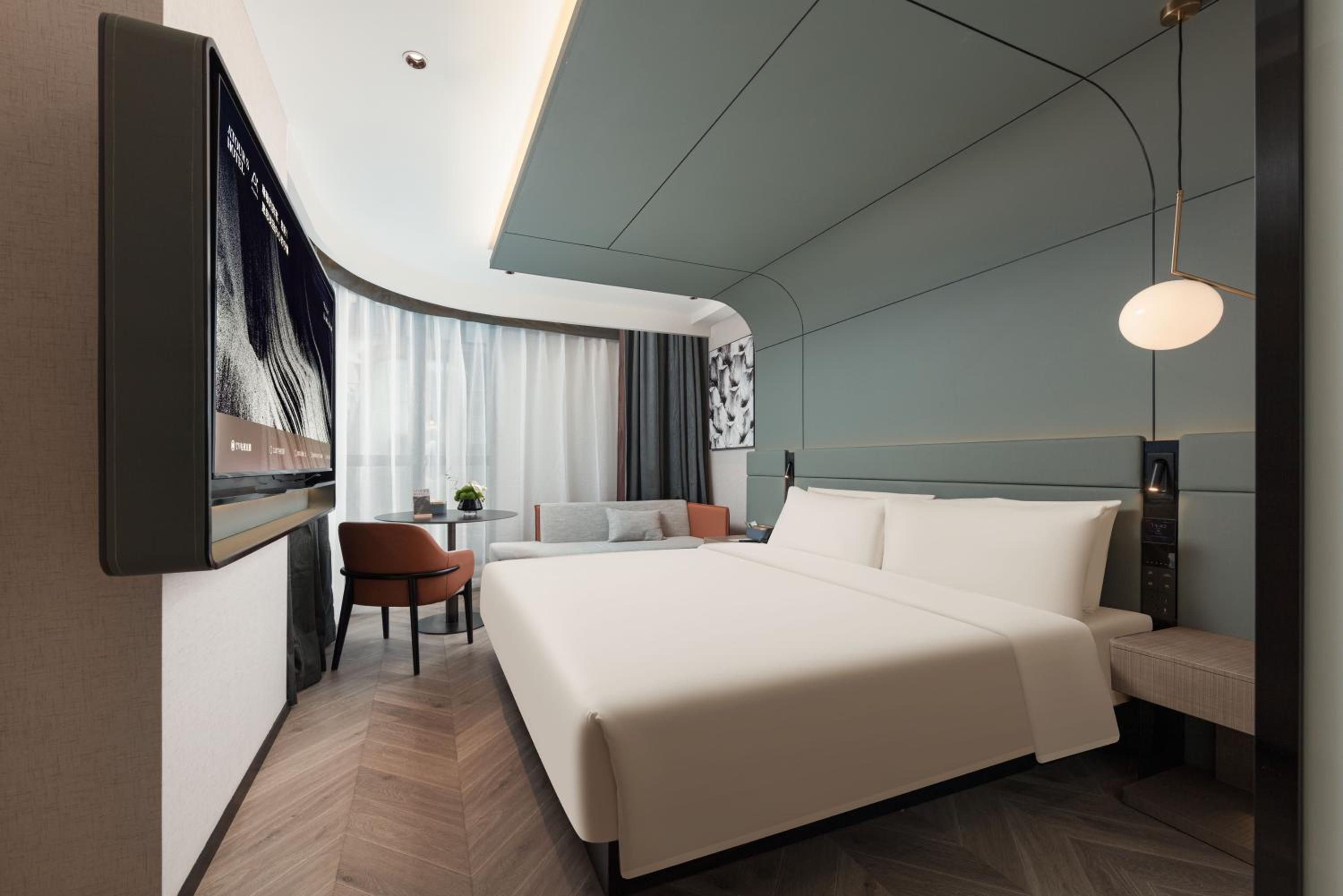Executive King Room