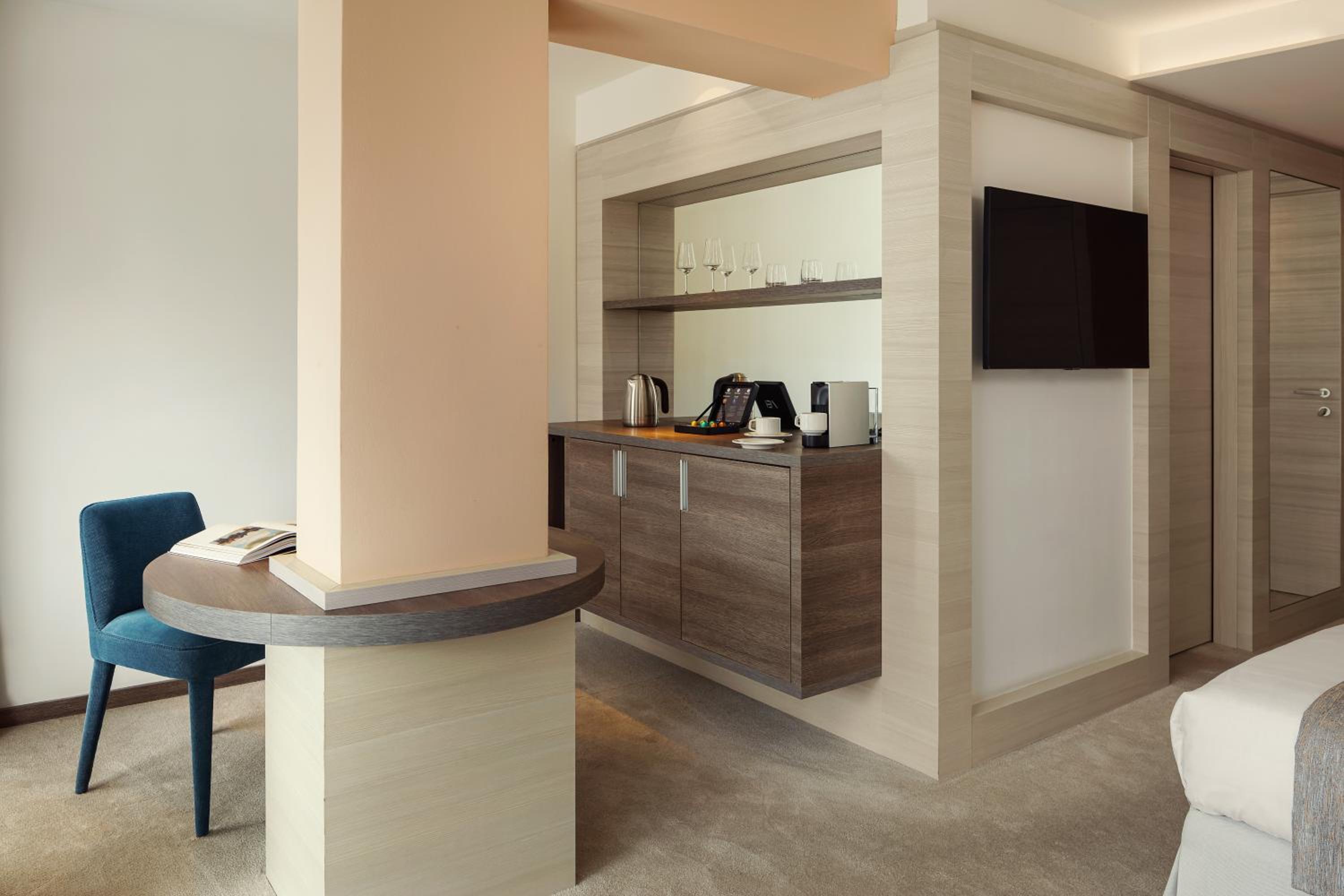 Special Offer: Superior Park Side Room with New Years Eve Dinner in Bava Restaurant - Photo 3