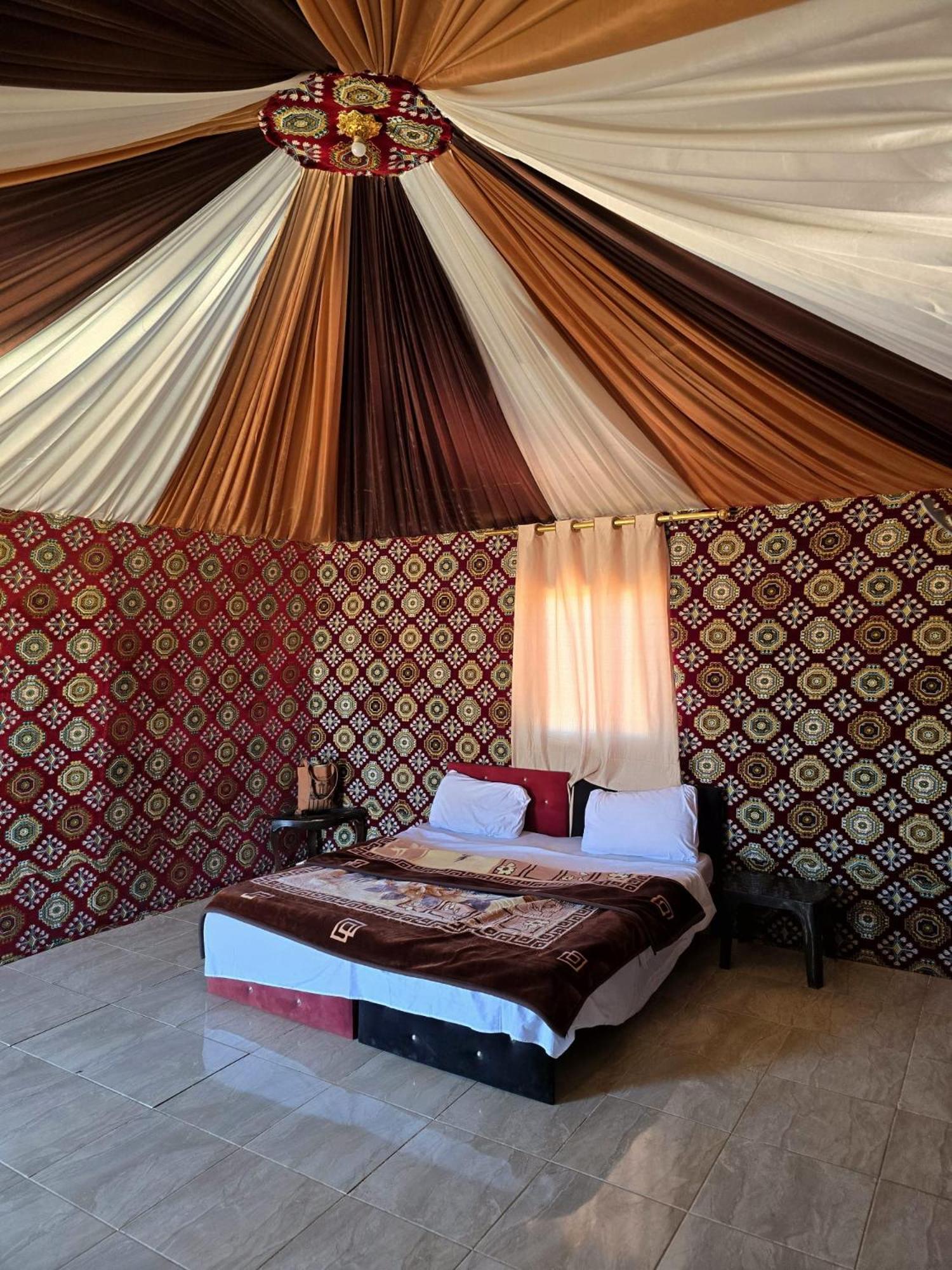 Tent photo 1