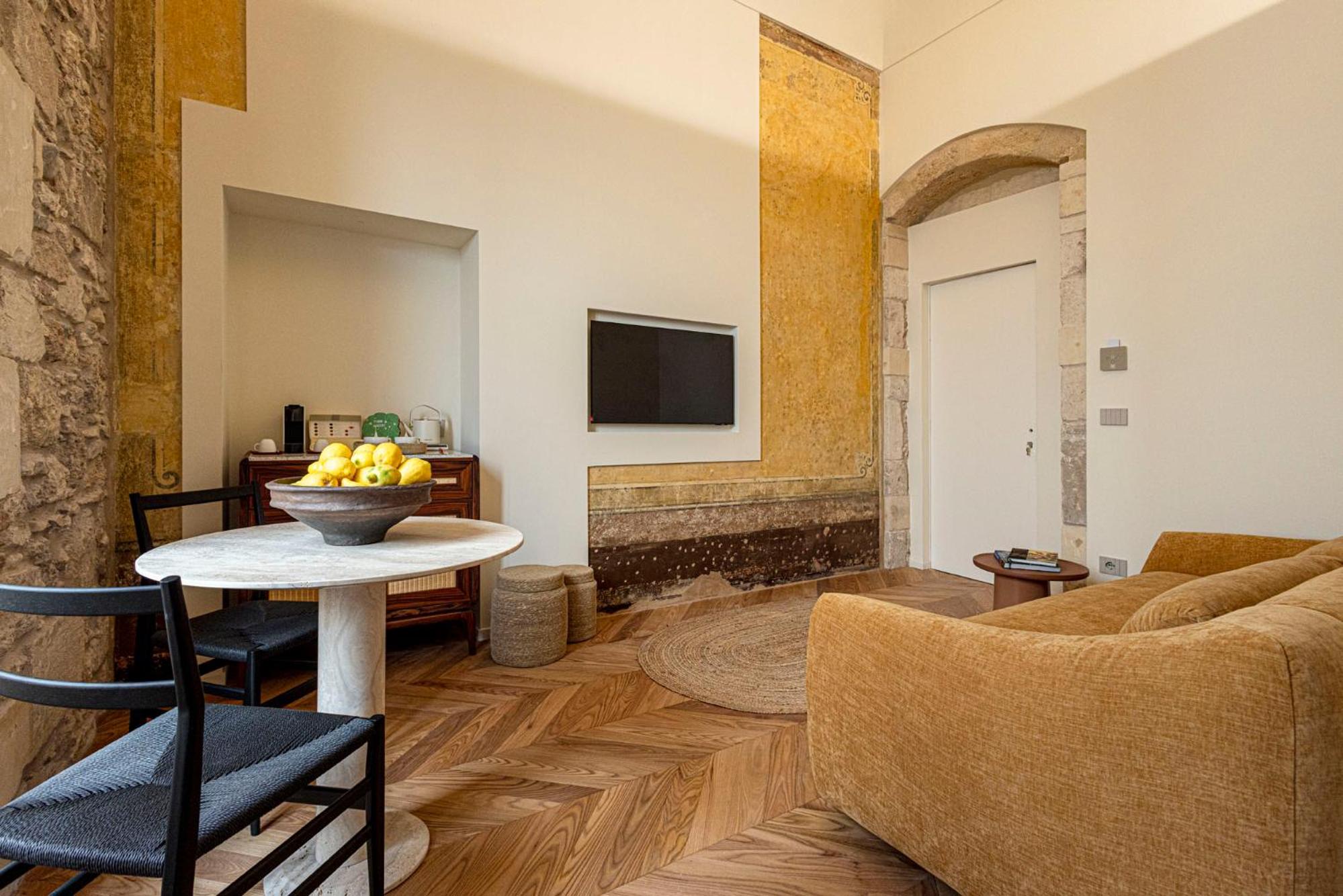 Suite with City View
