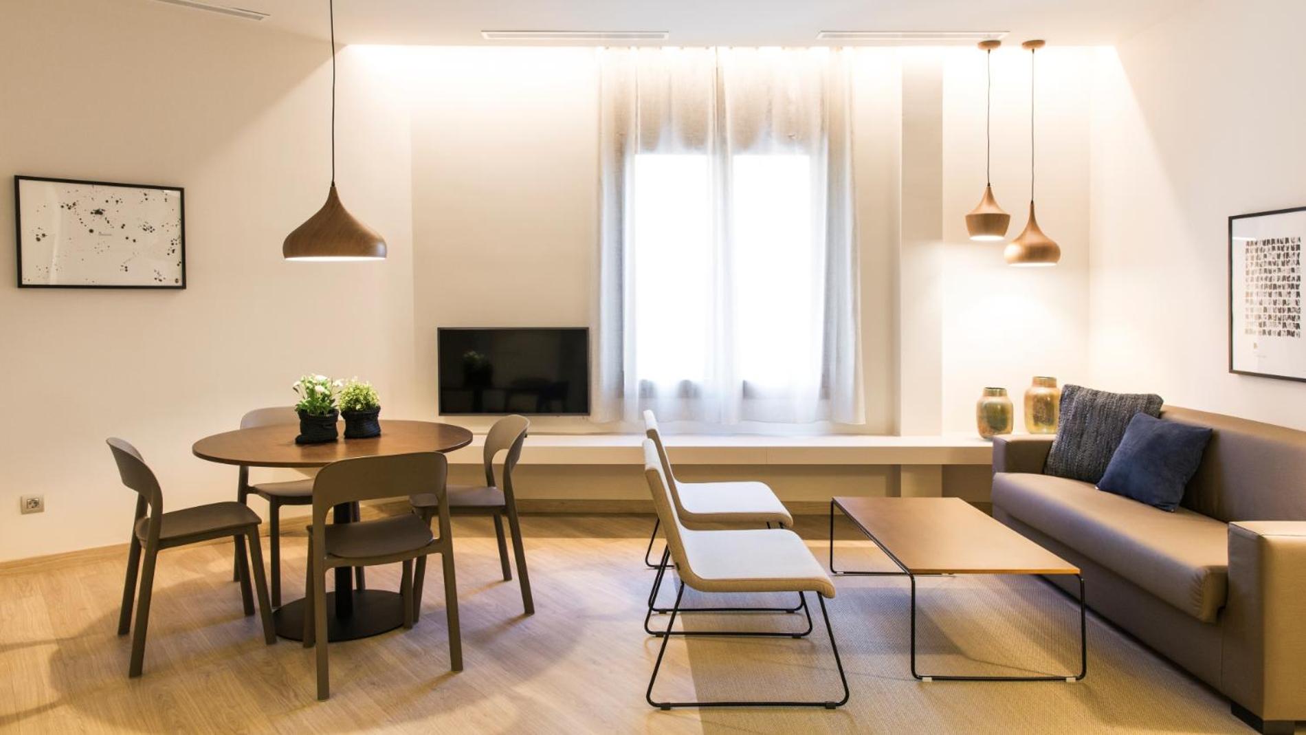 Two-Bedroom Deluxe Apartment