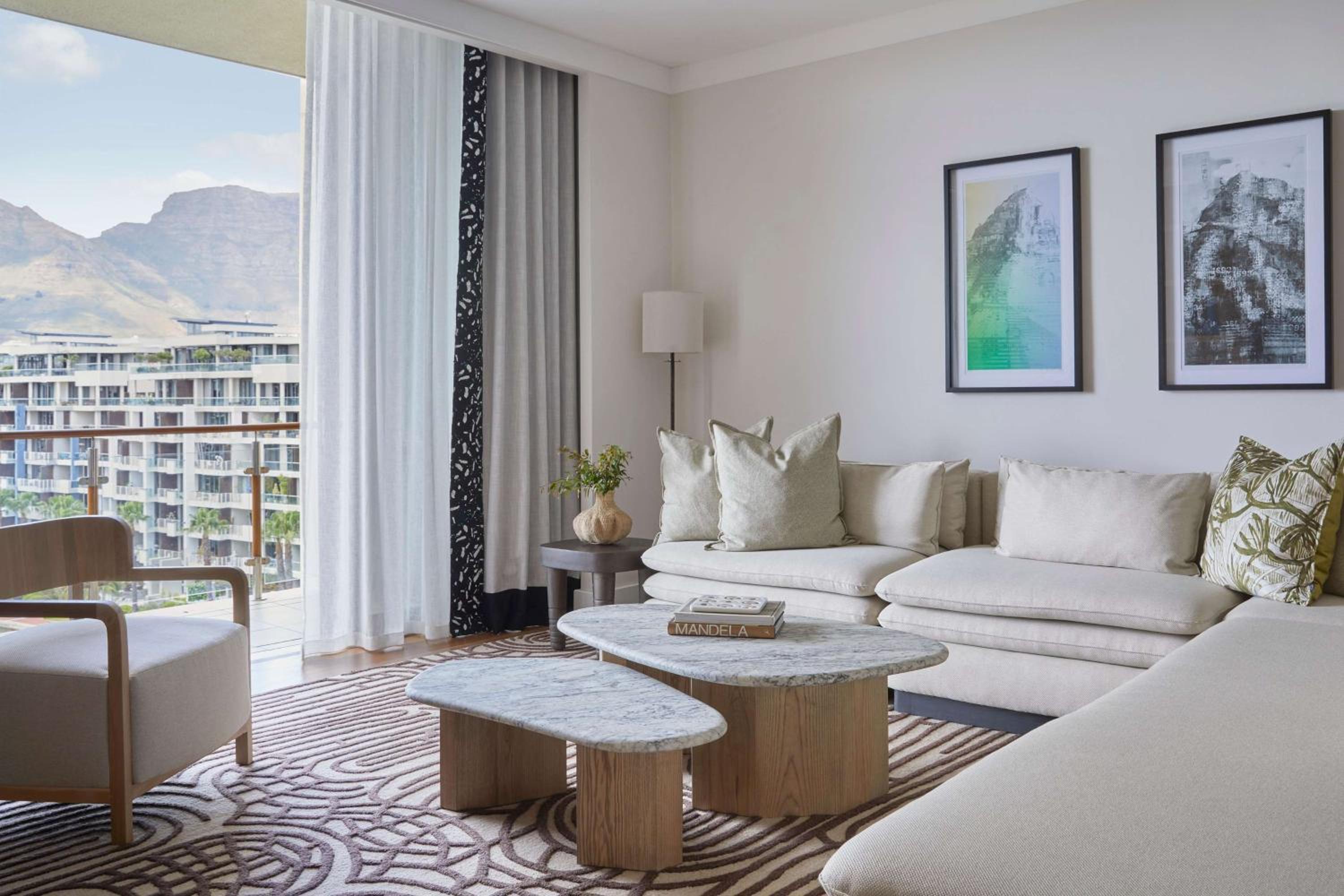 Marina One Bedroom Suite (non Smoking)