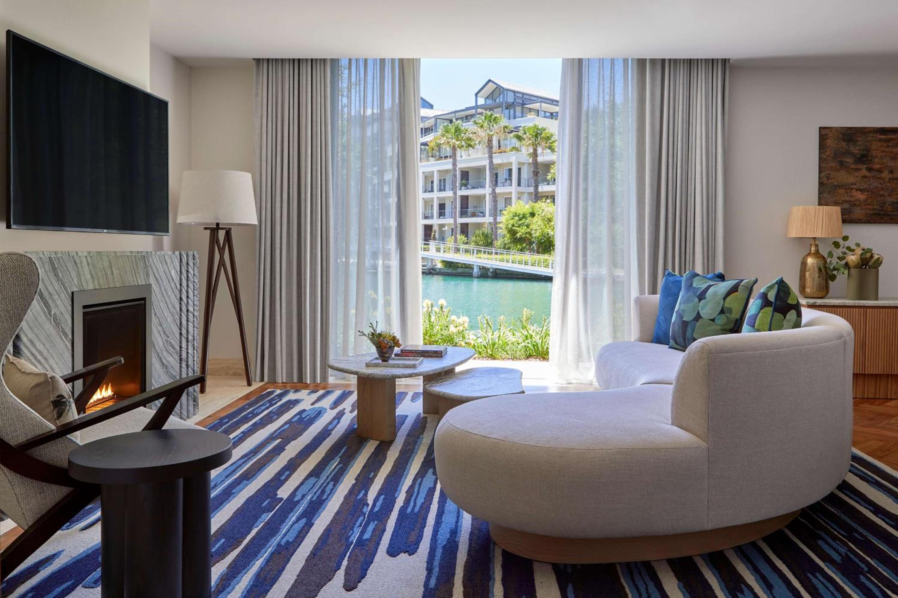 One Bedroom Suite (non Smoking)