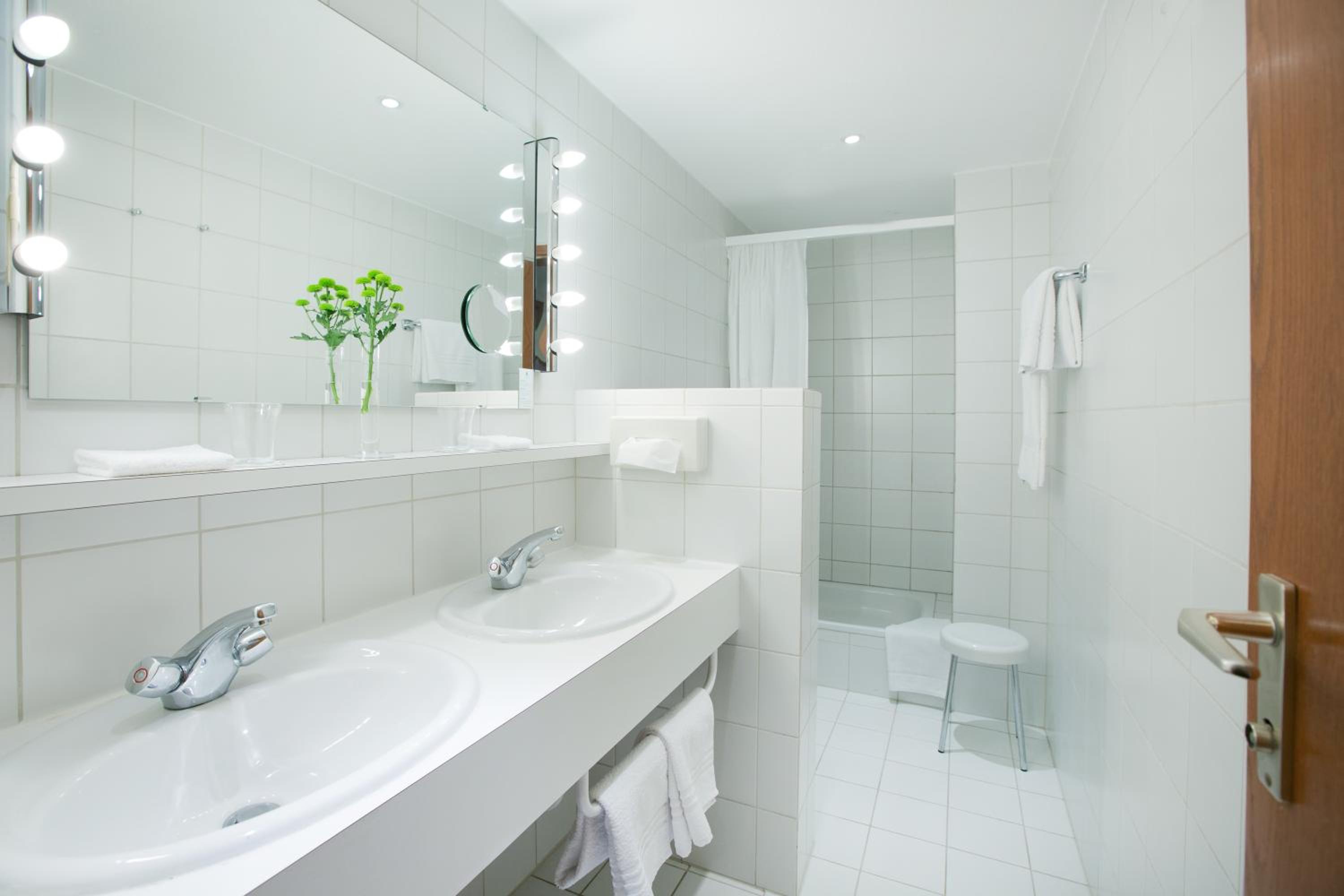Budget Double Room photo 2