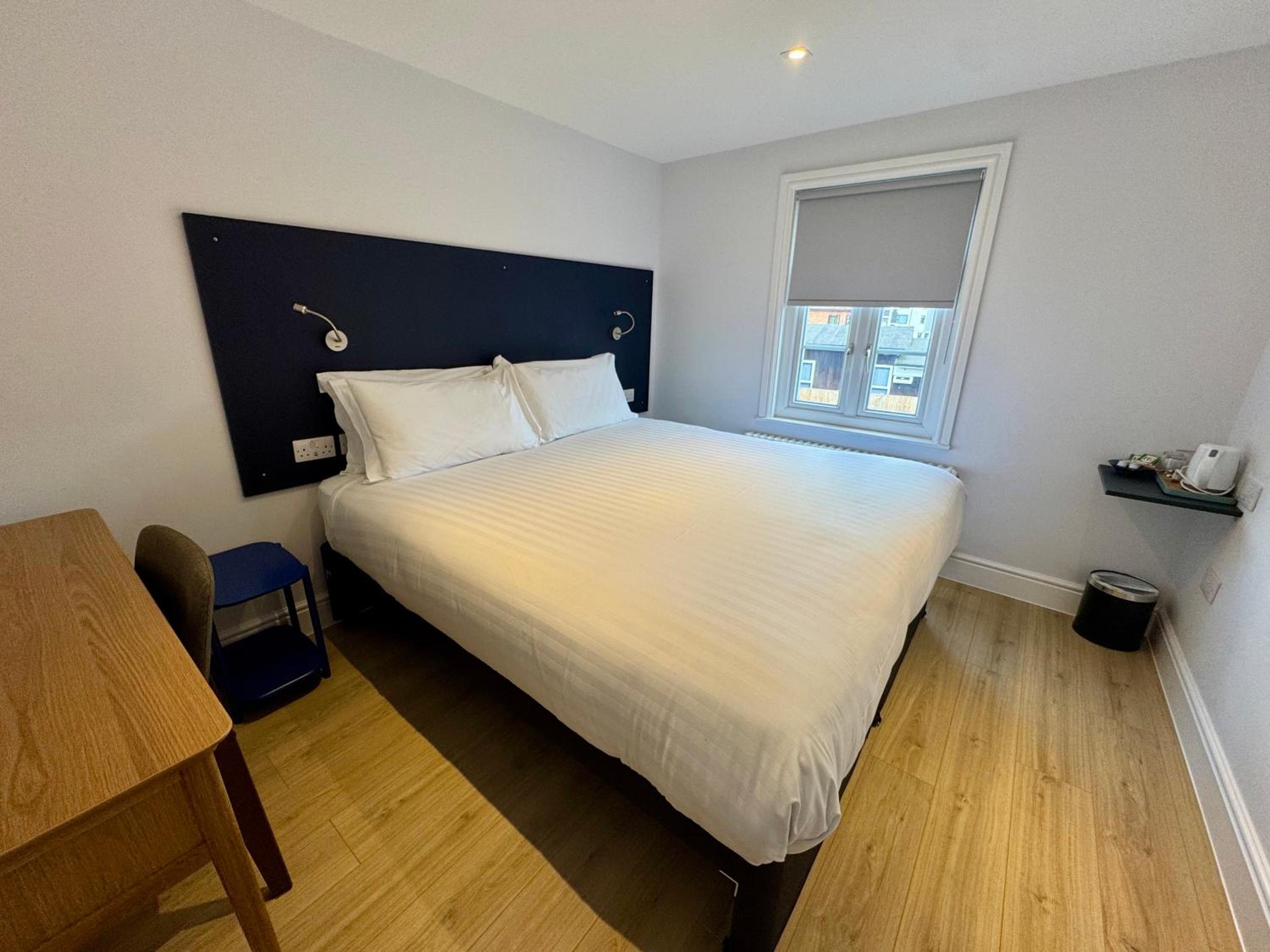 Two-Bedroom Deluxe Apartment photo 1