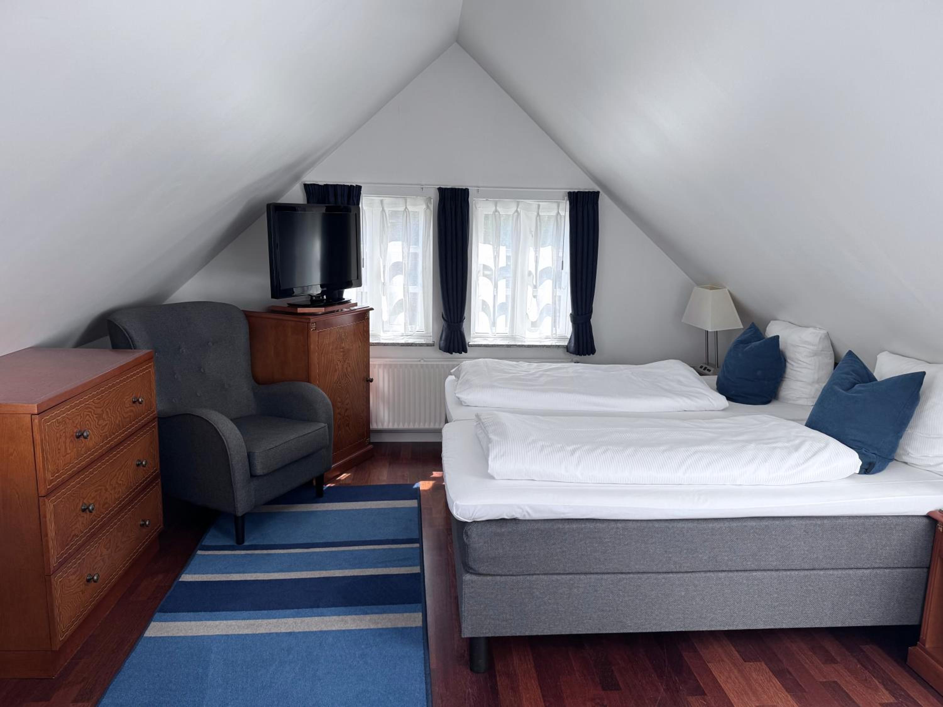 Single Annex