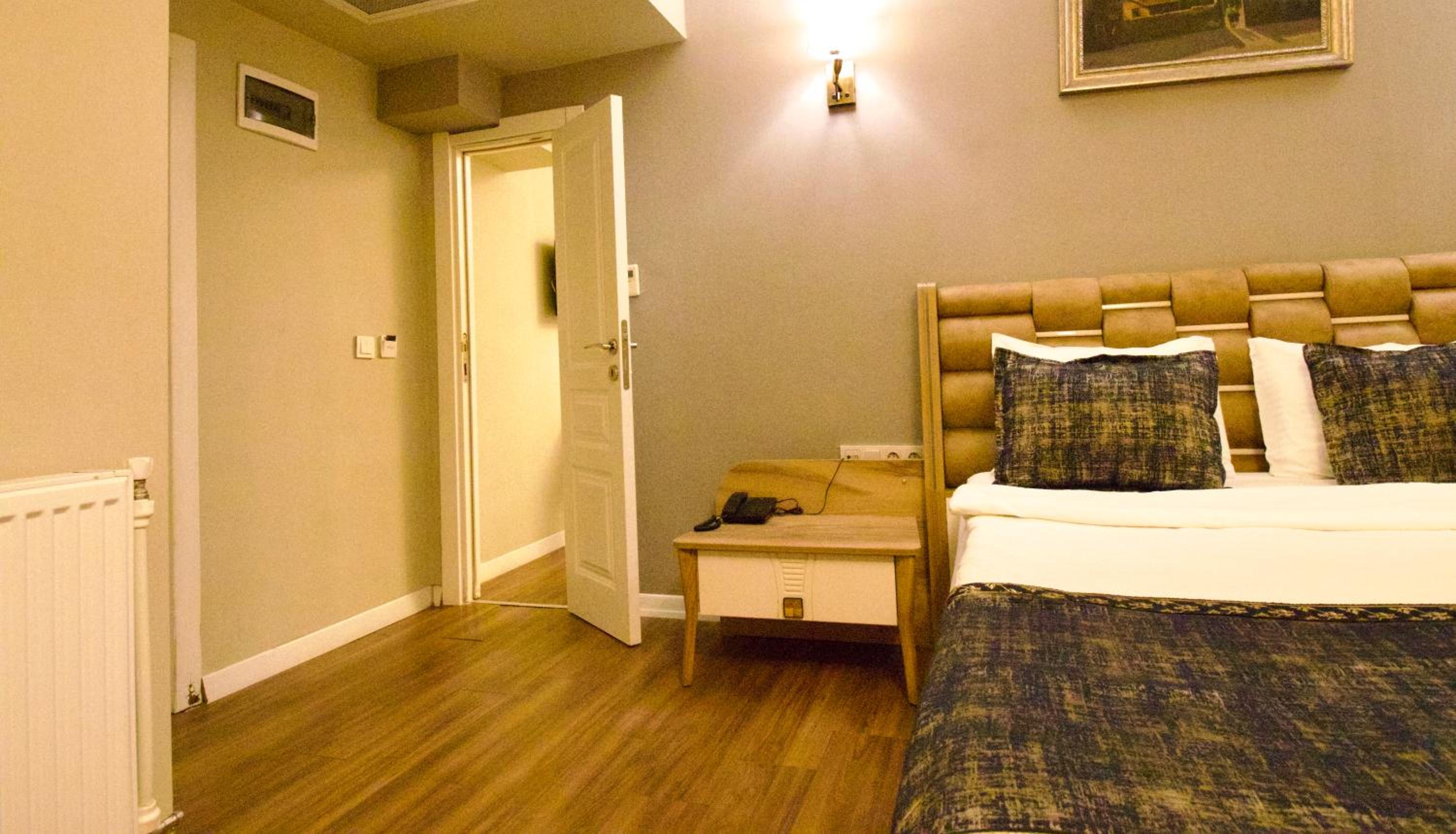 Quadruple Room with Bathroom photo 1
