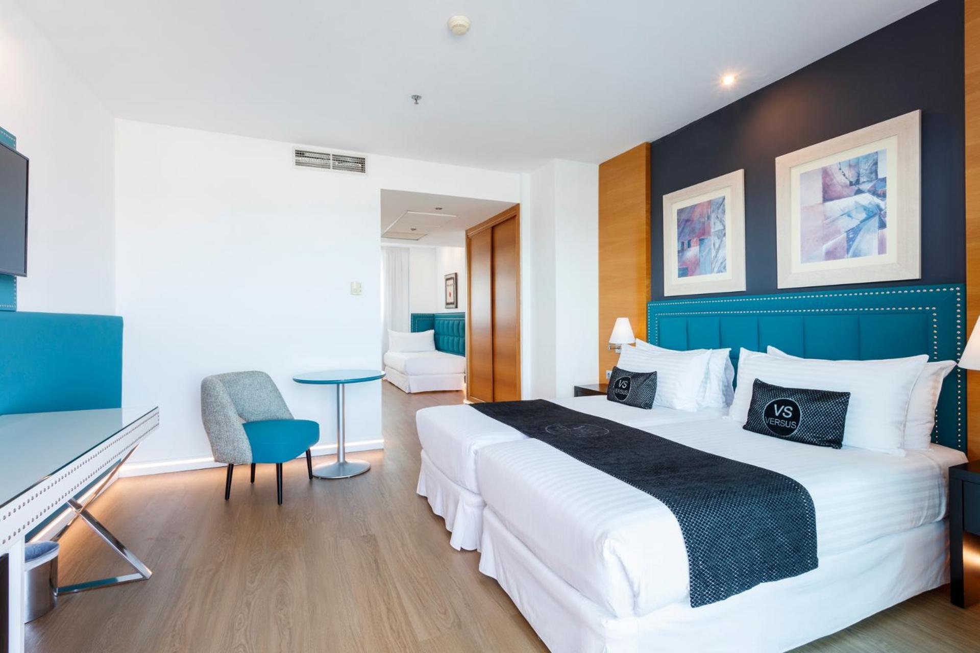 Triple Room with Sea View
