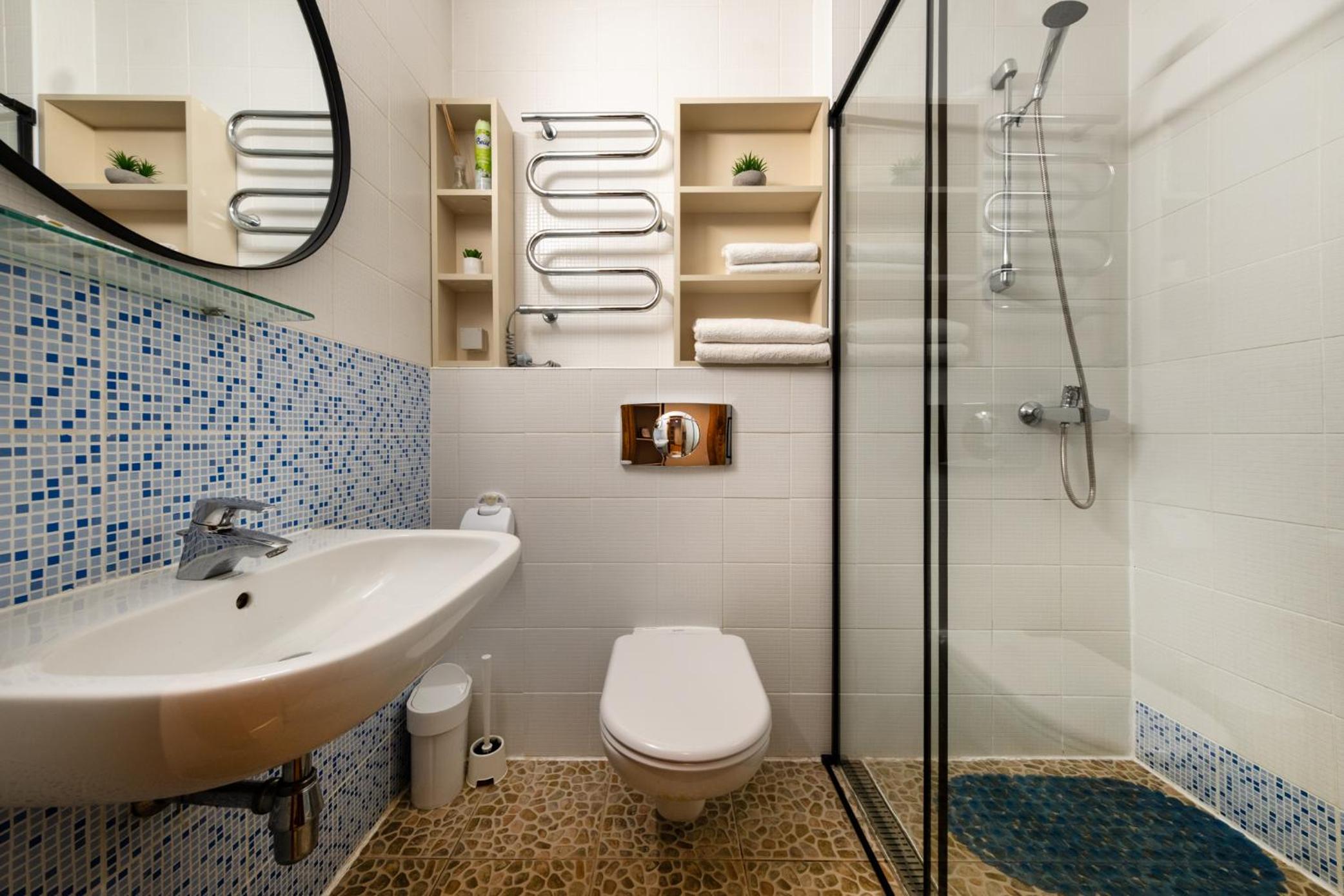 Standard Double or Twin Room - Photo 14