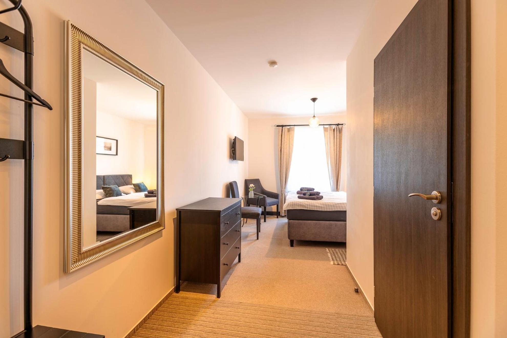 Standard Double or Twin Room photo 3
