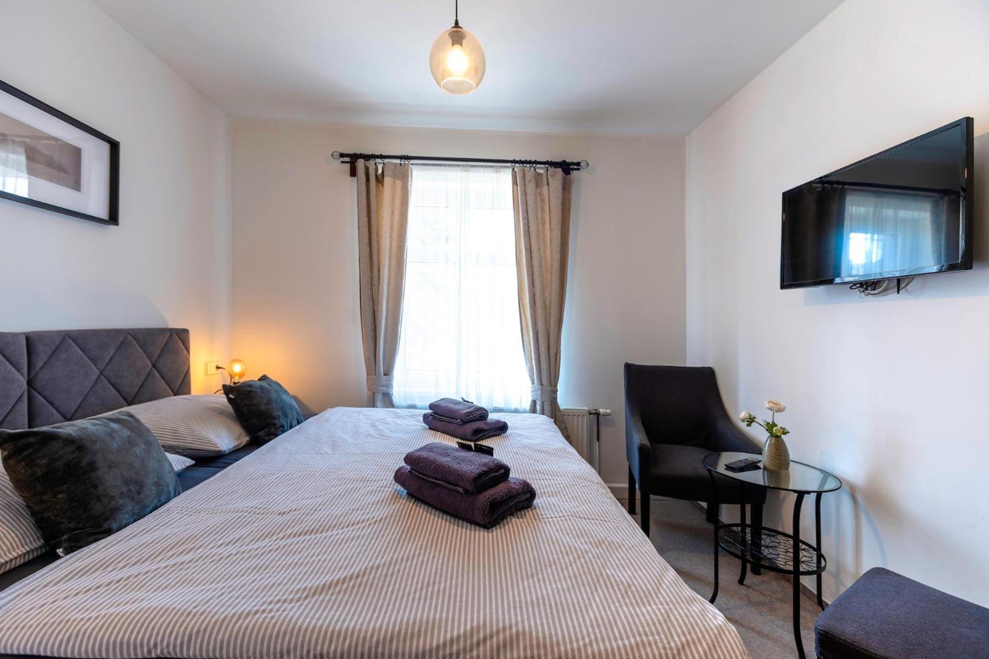 Standard Double or Twin Room photo 2