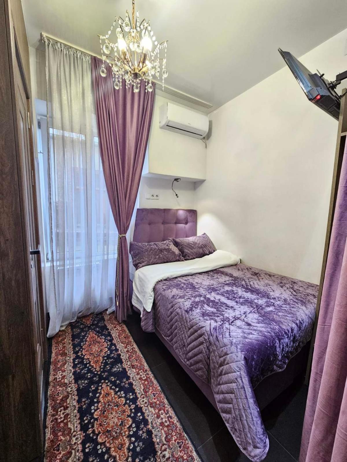 Small Single Room