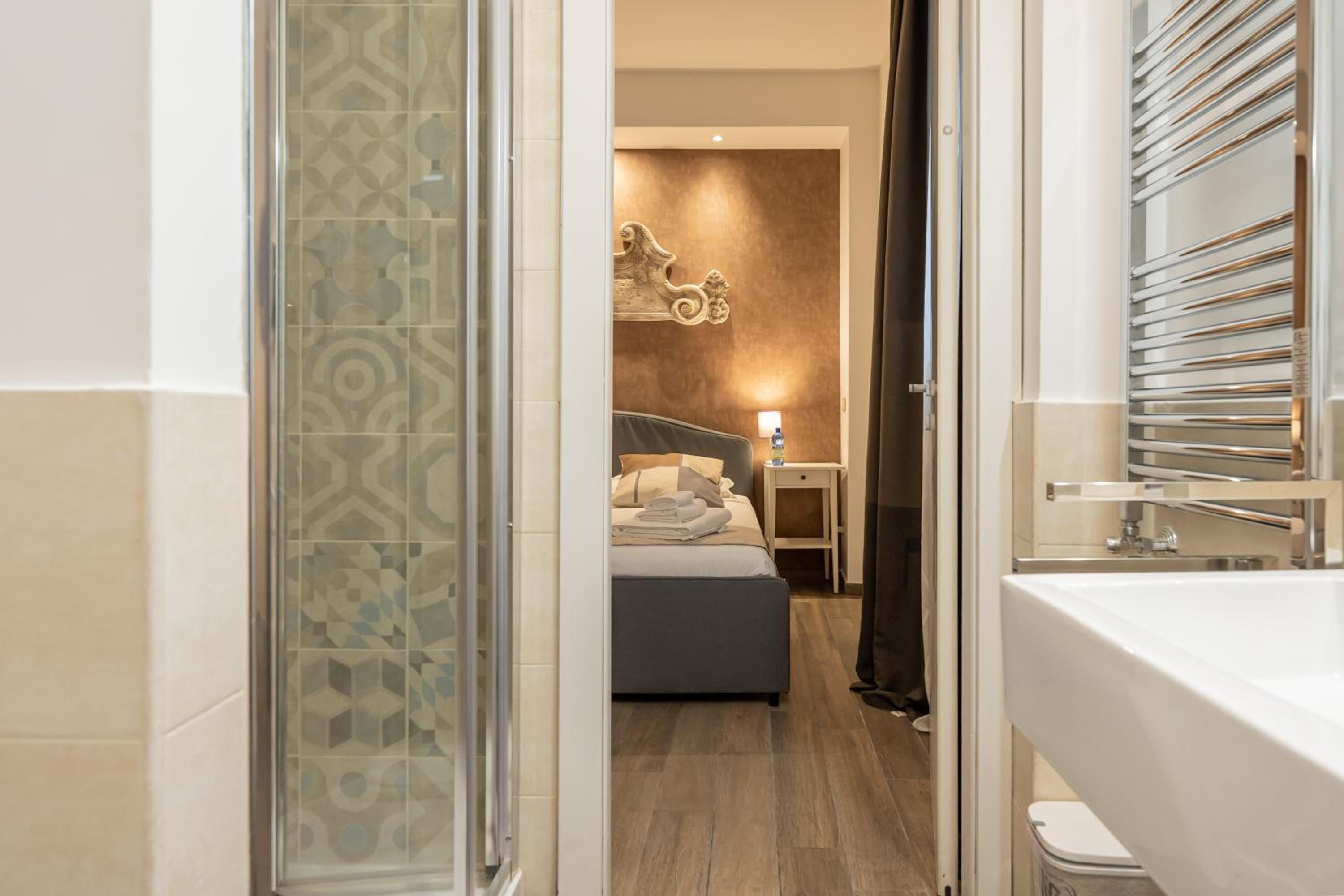 Deluxe Single Room photo 3