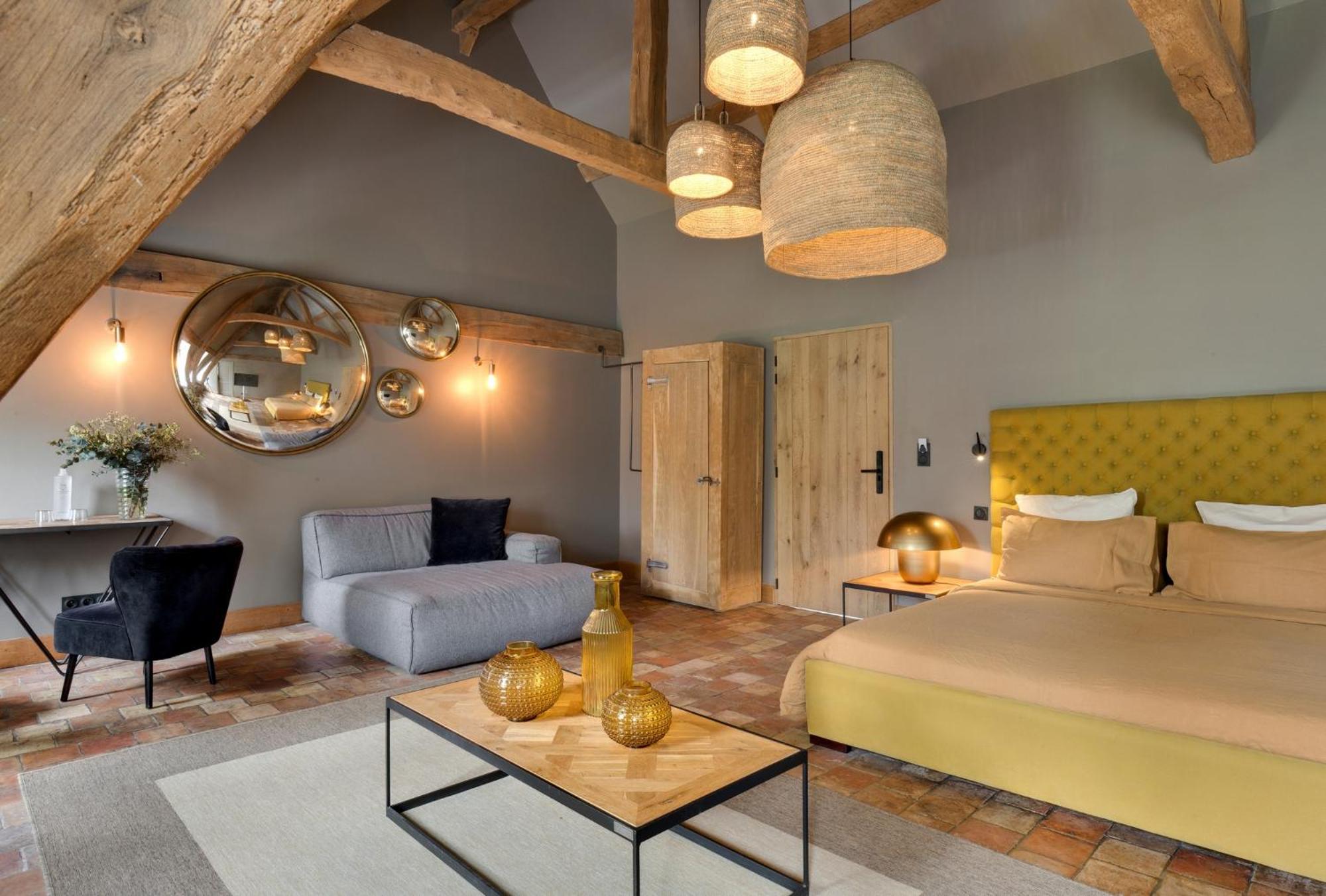 Safran (second floor) - Bed and Breakfast The Beach Manor