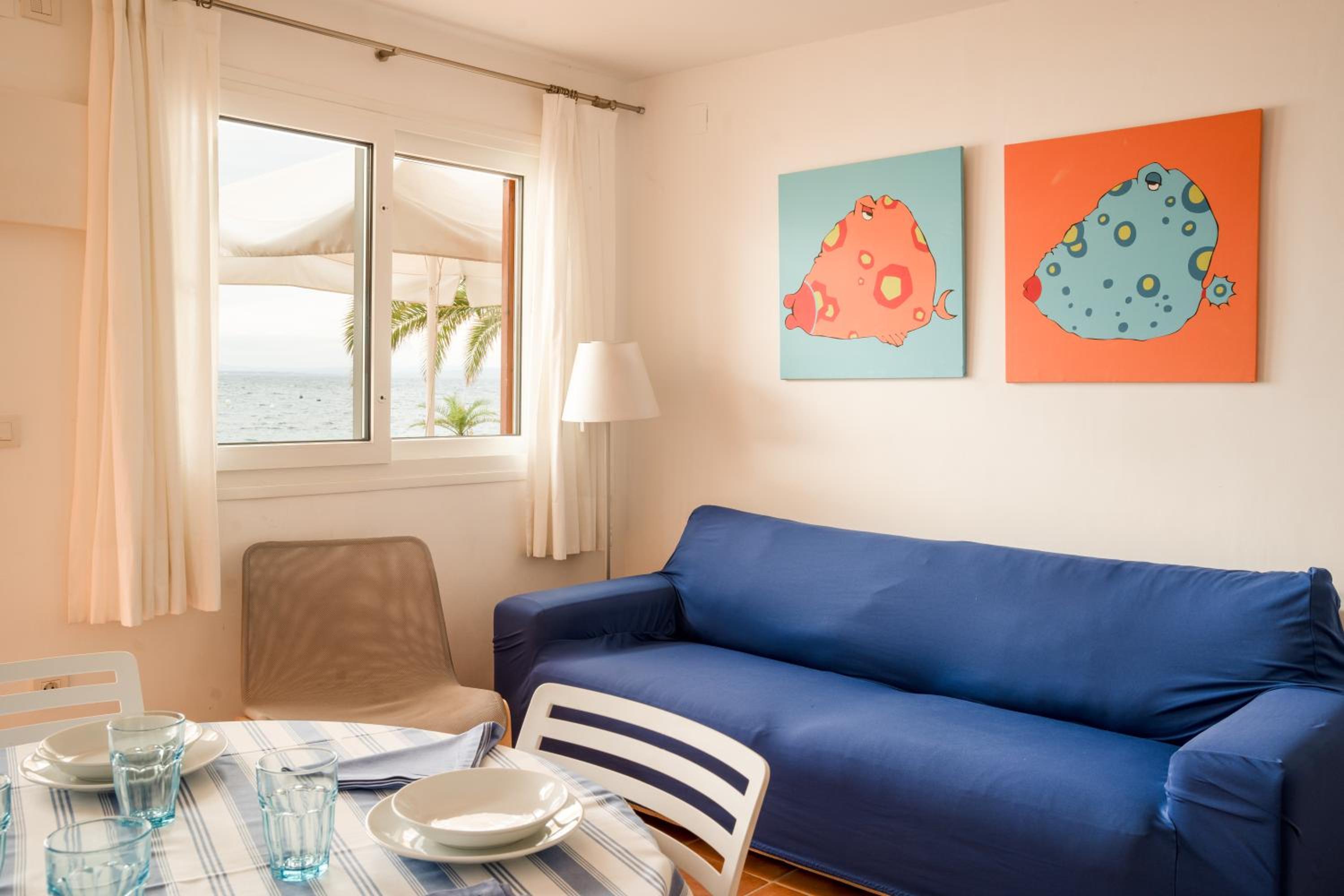 Two-Bedroom Apartment with Terrace and Sea View