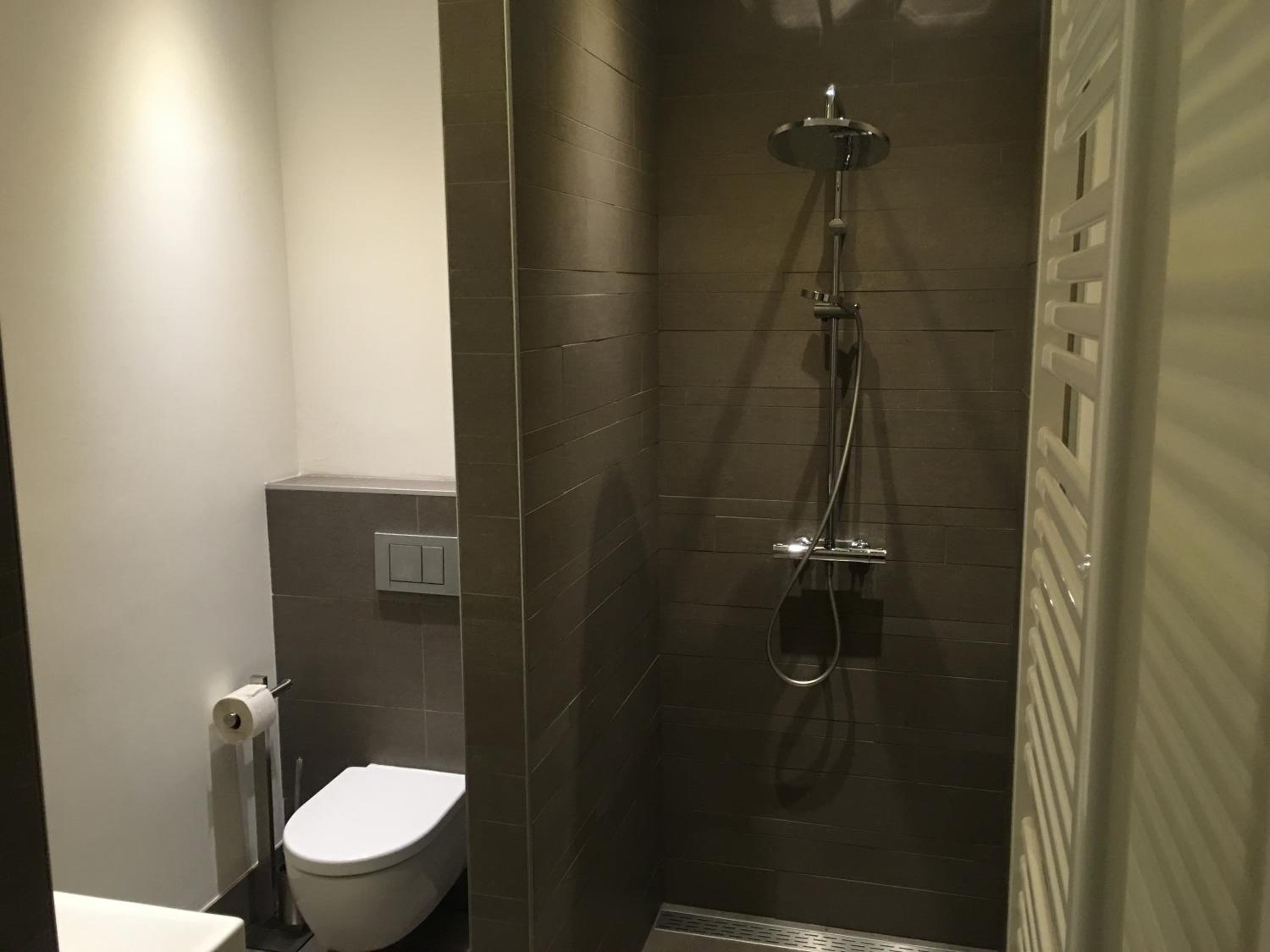 Two-Bedroom House - Photo 19