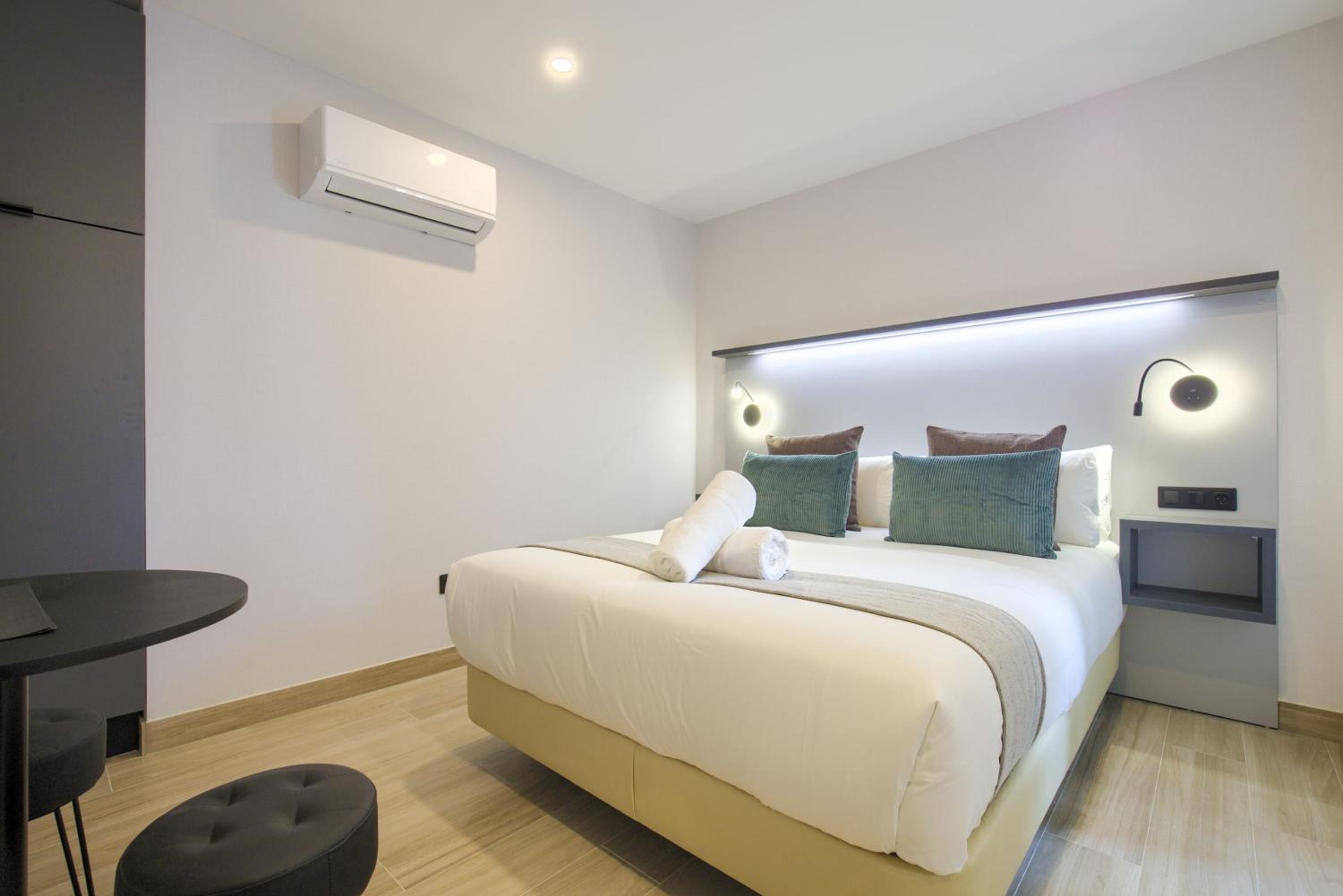 Double Room - Disability Access photo 3