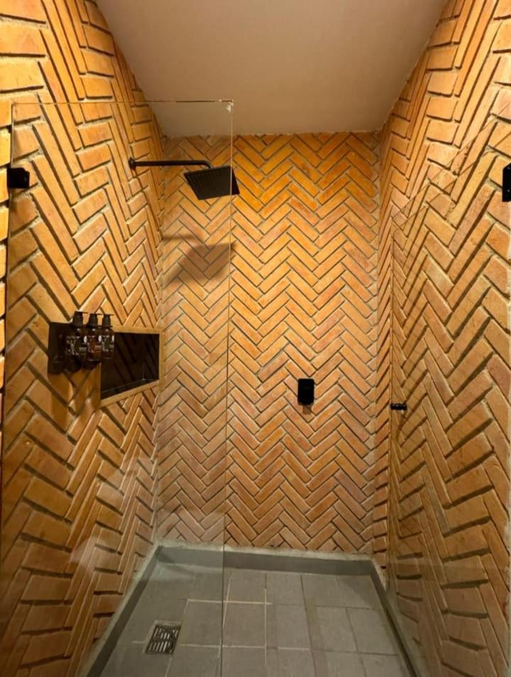 Superior Queen Room - Non-Smoking - Photo 2