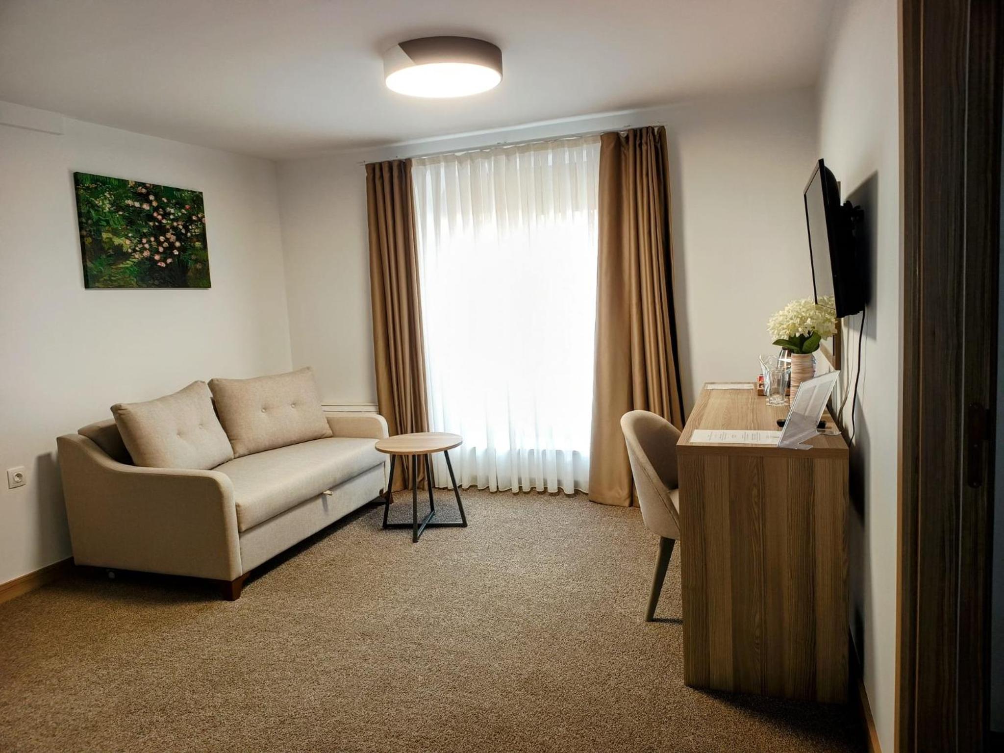 Studio Apartment photo 3