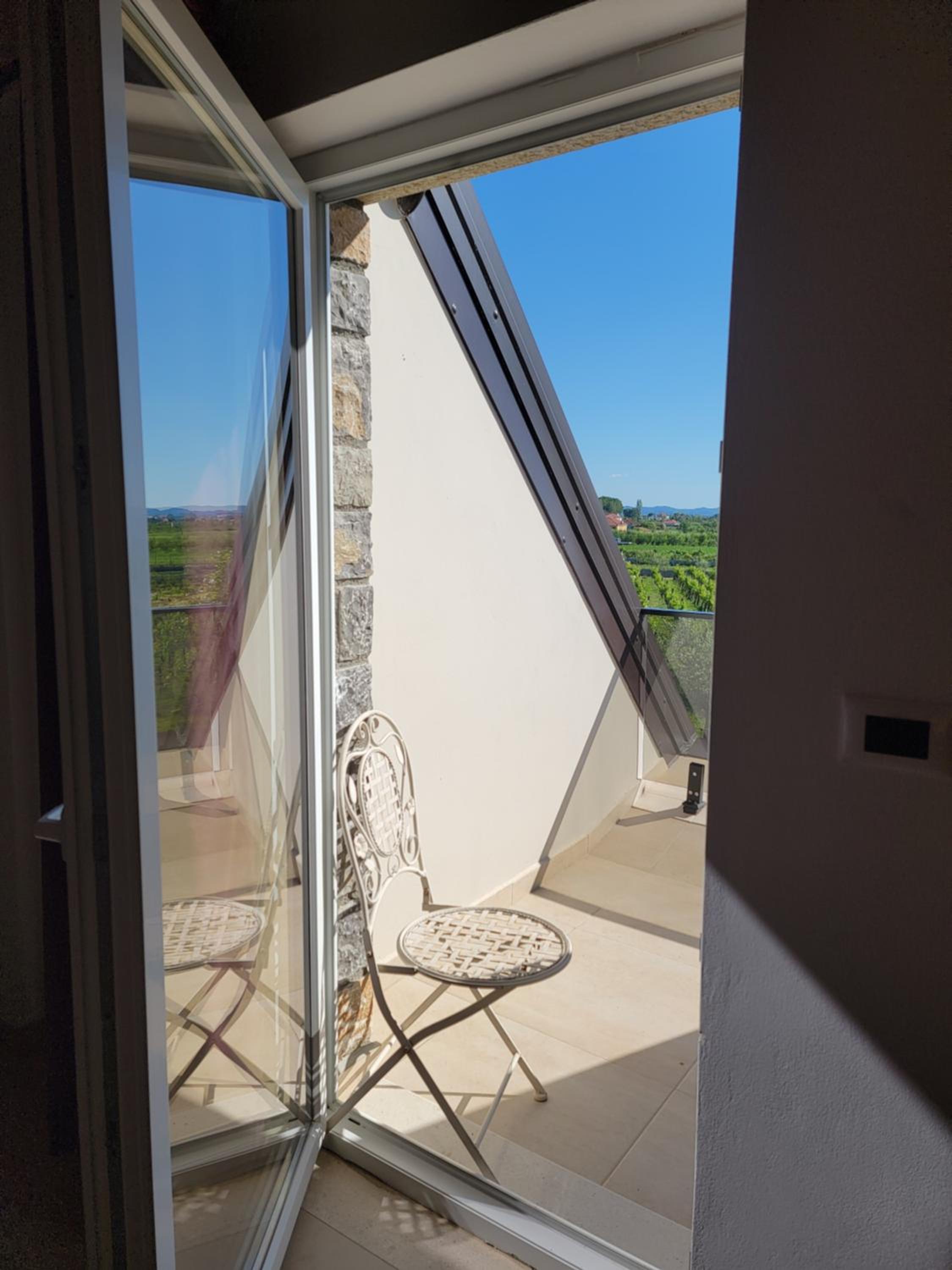 Double Room with Balcony photo 3