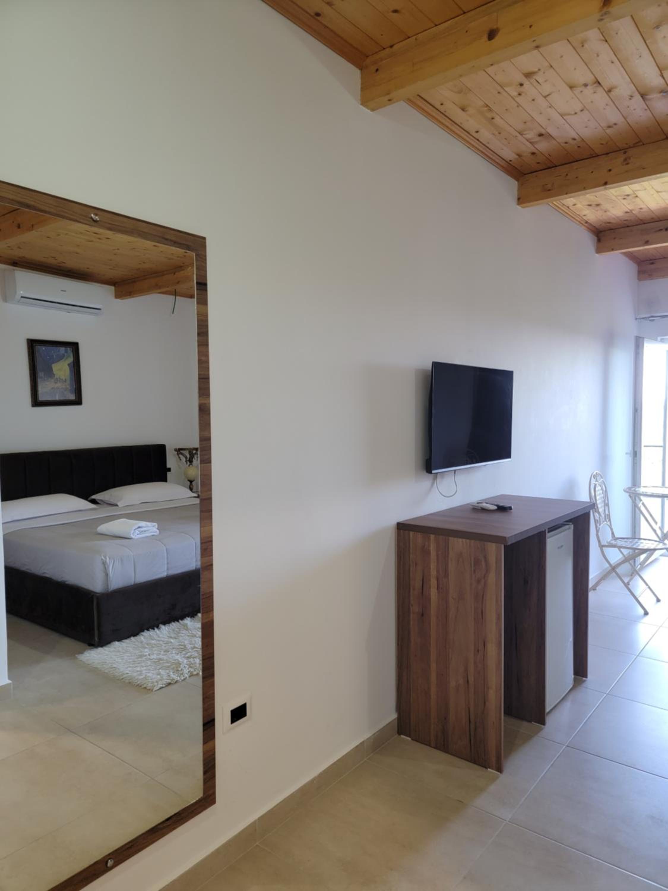 Double Room with Balcony photo 3