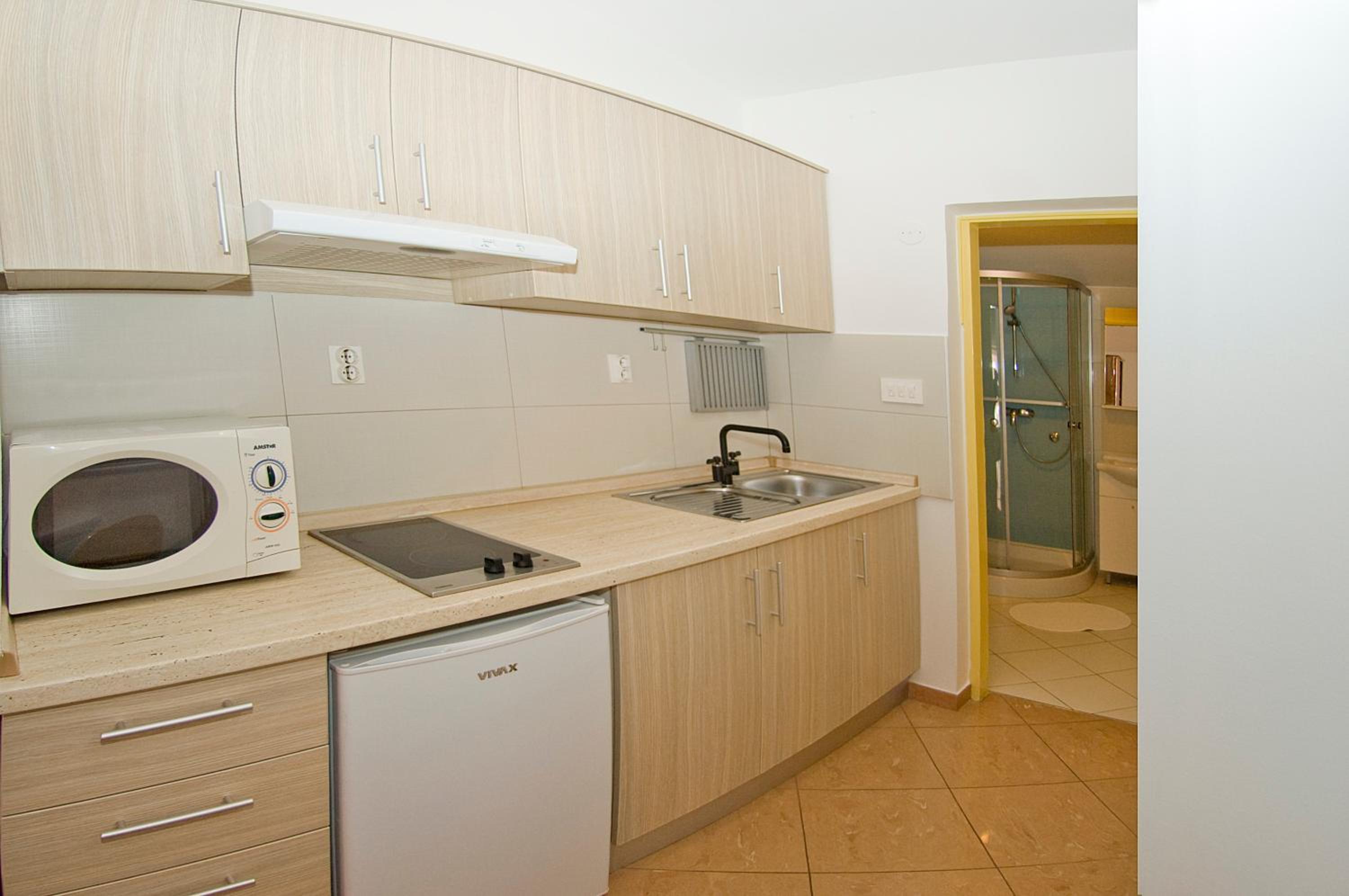 Apartment with Balcony photo 2