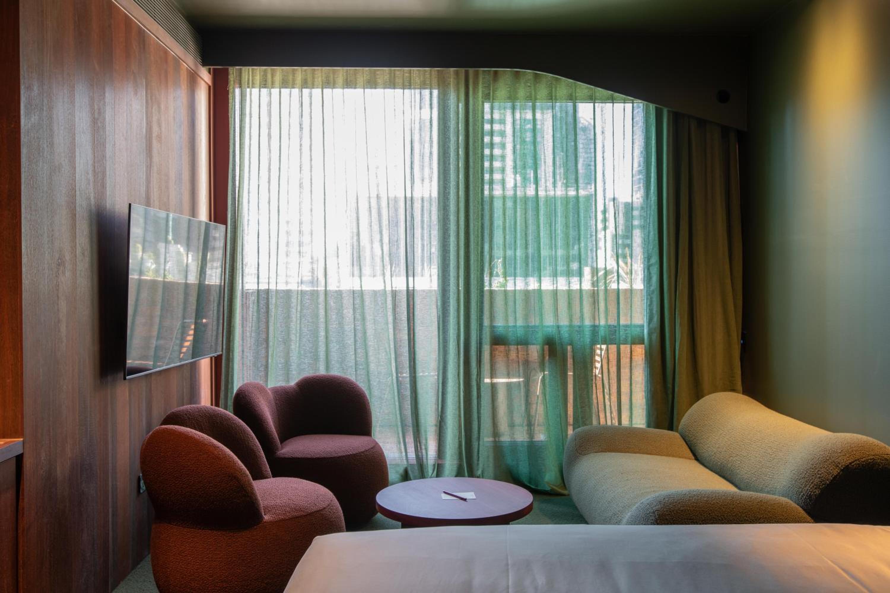 VIP King Room with Balcony thumbnail 6