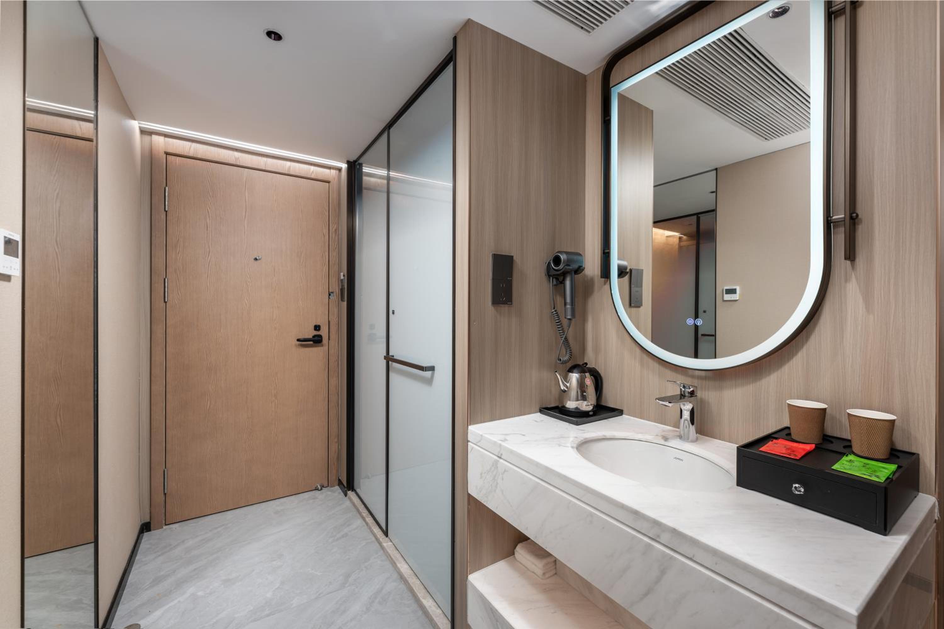 Superior Queen Room