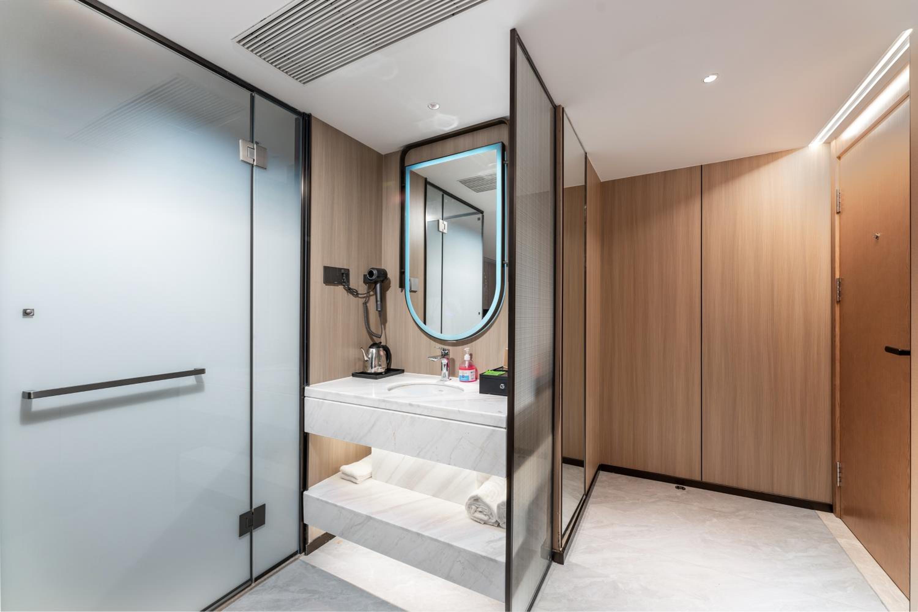 Business Twin Room