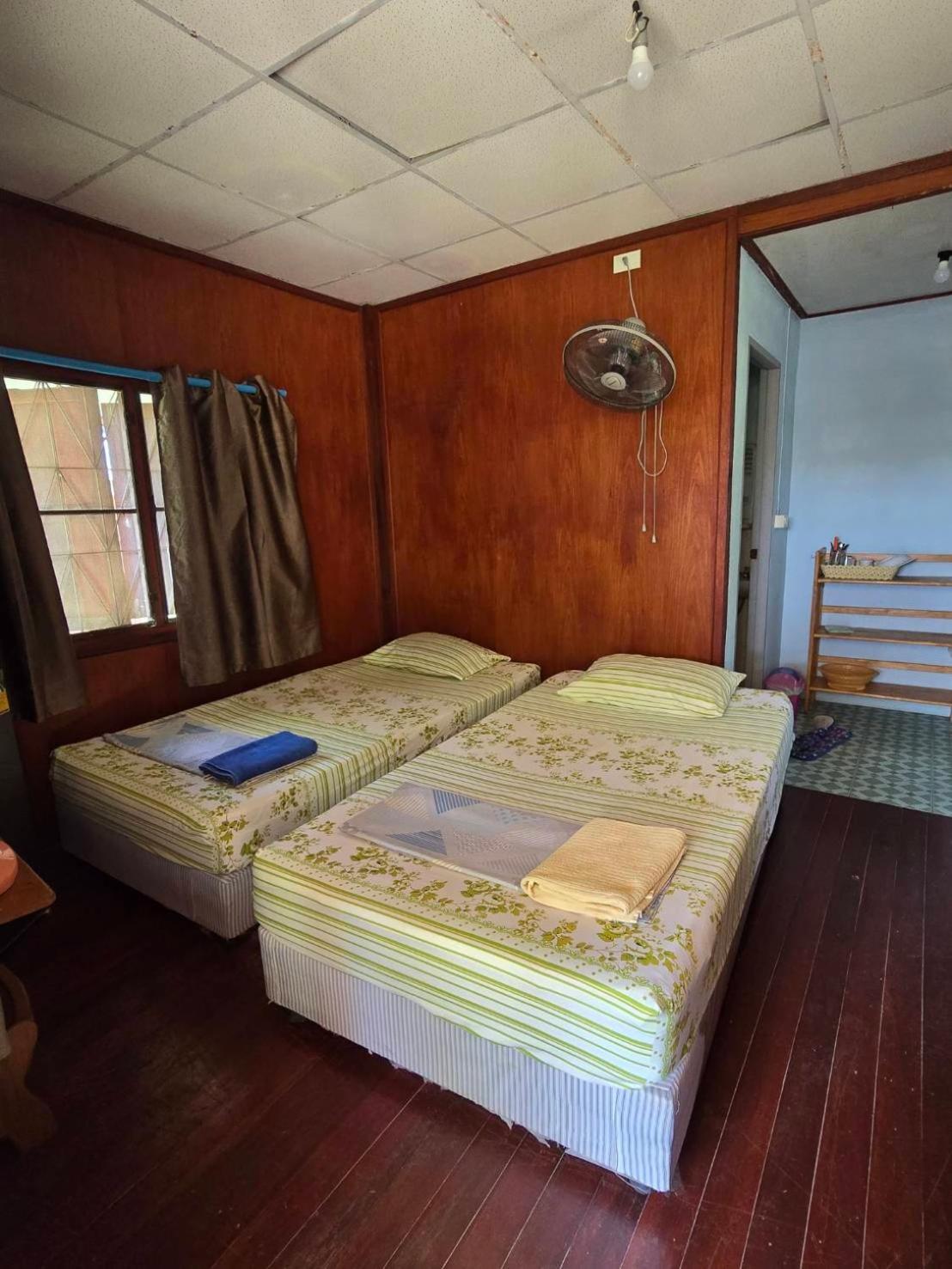 Standard Bungalow with Fan photo 3