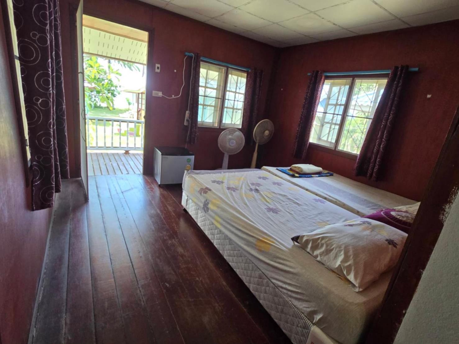 Standard Bungalow with Fan photo 1
