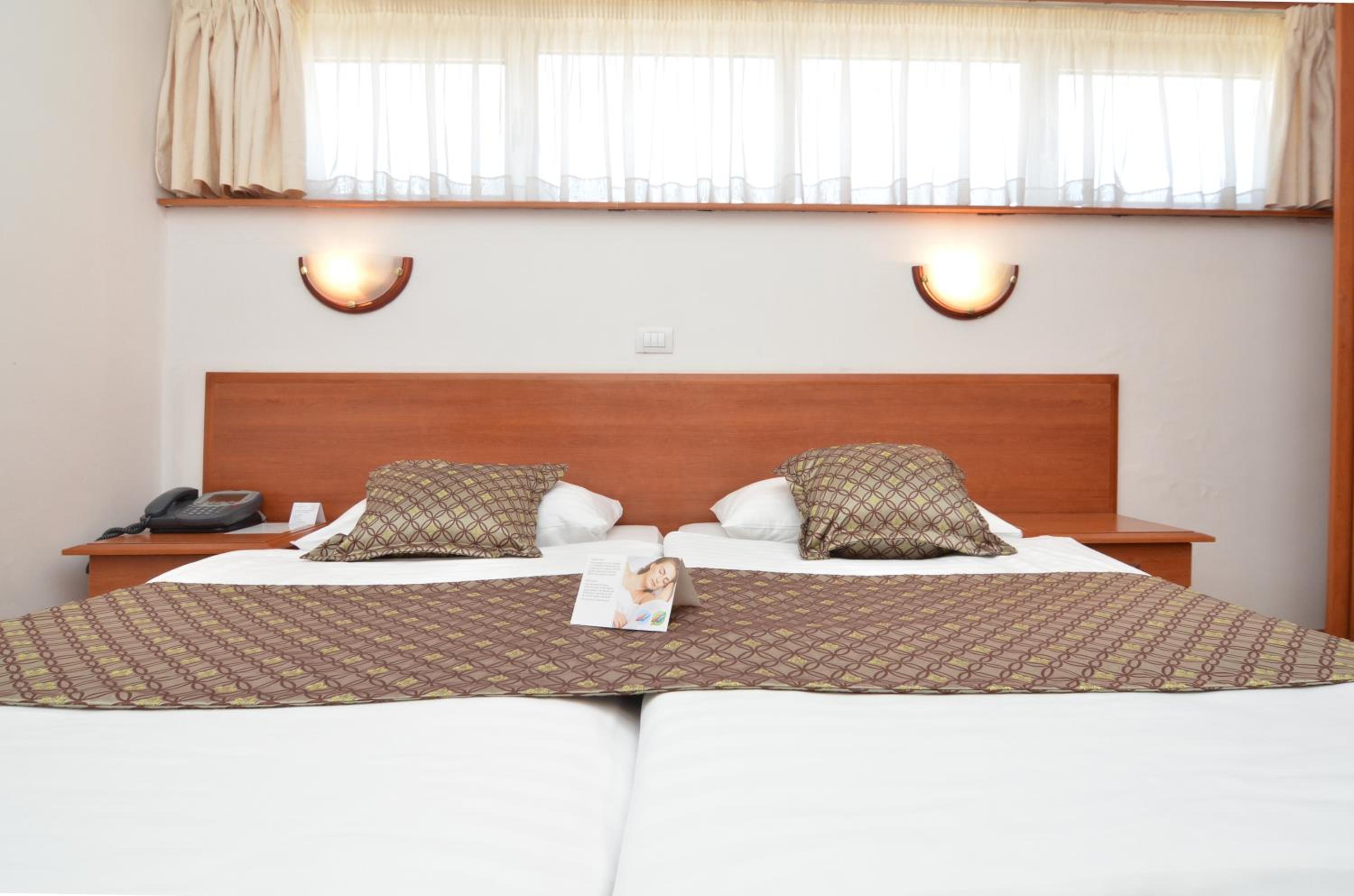 Comfort Twin Room - Photo 1