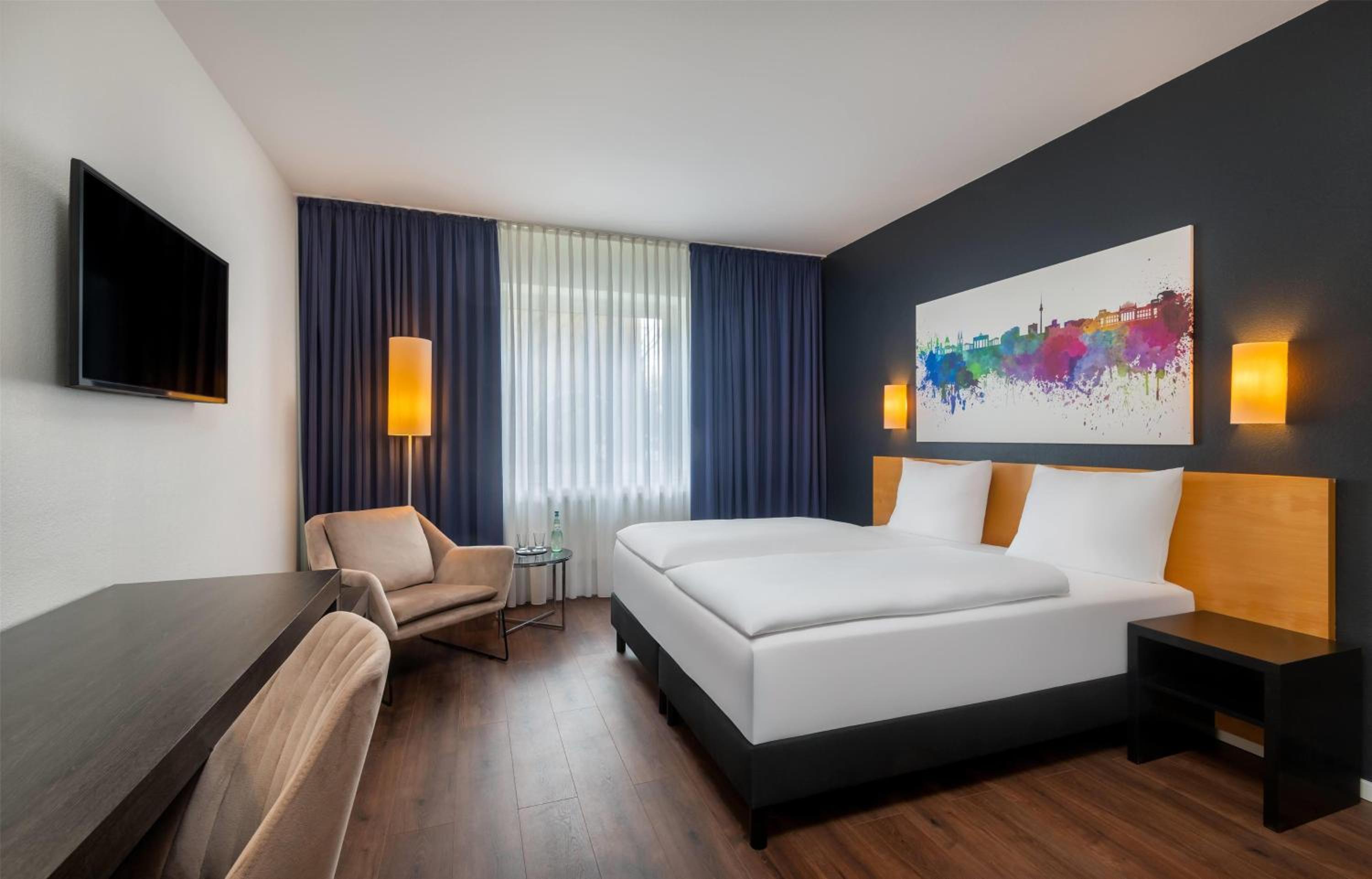 Superior Double or Twin Room - Courtyard View - Photo 1