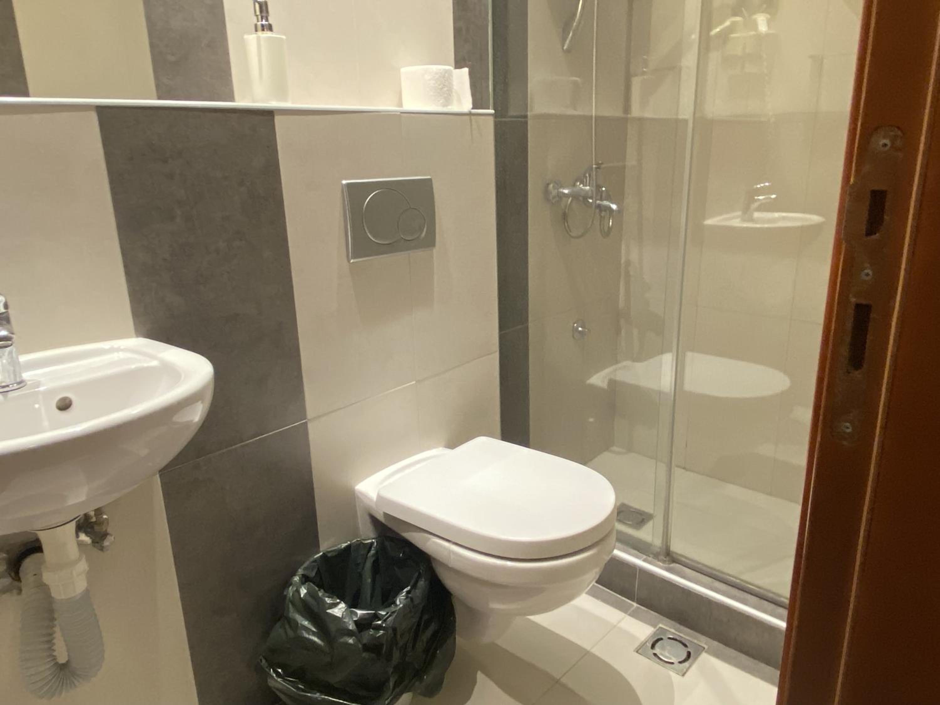 Deluxe Double Room with Extra Bed photo 2