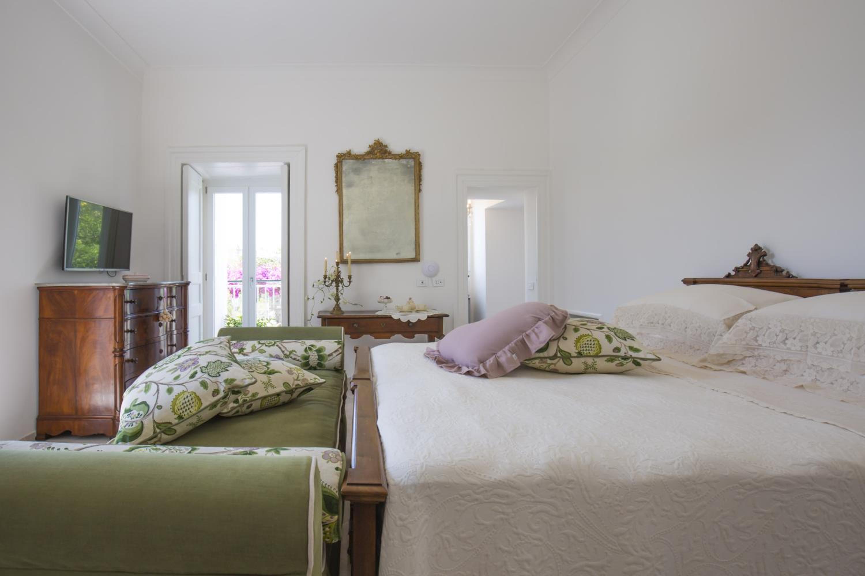 Triple Room with Garden View photo 2