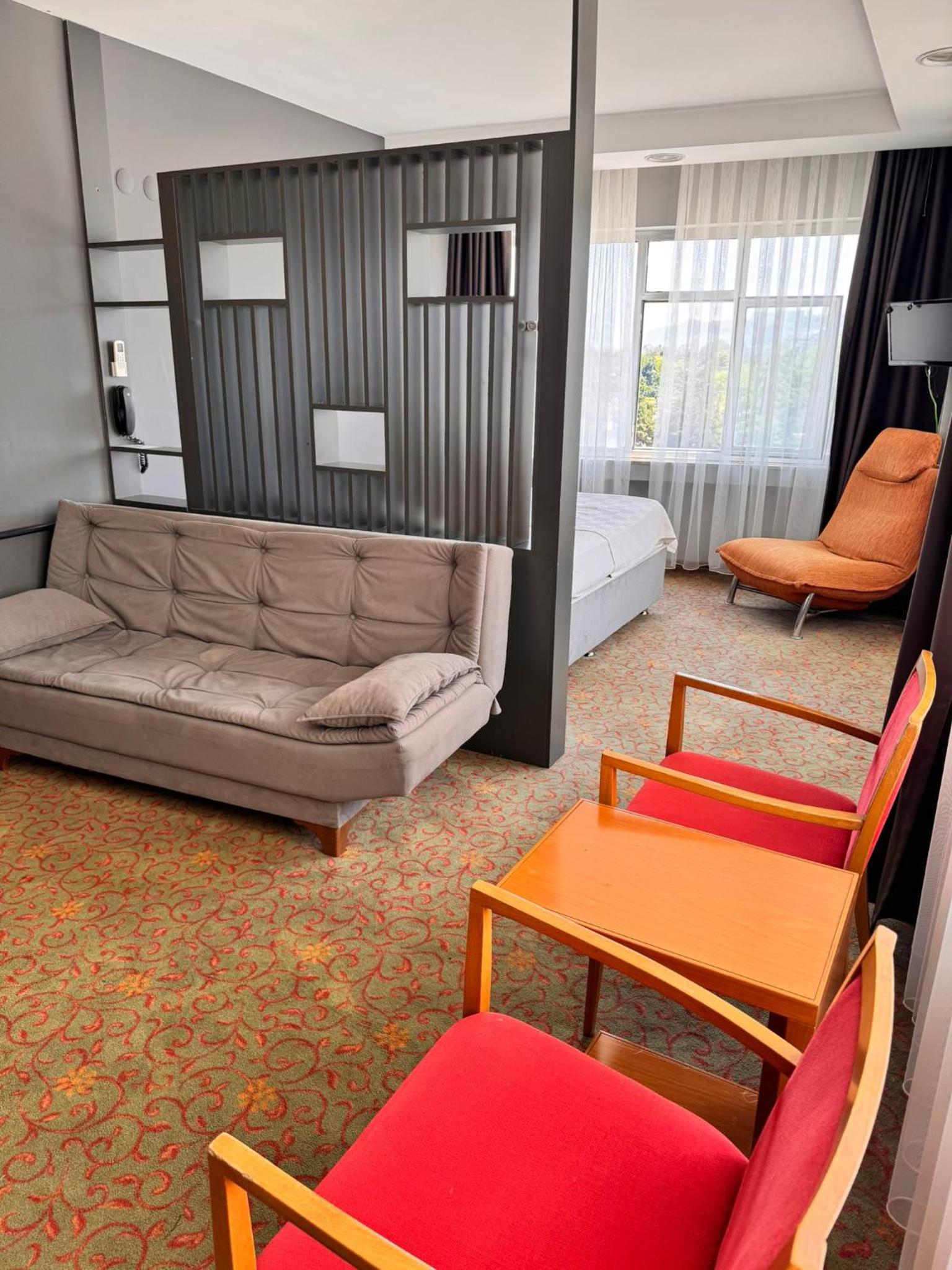 Junior Suite with Sea View - Photo 2