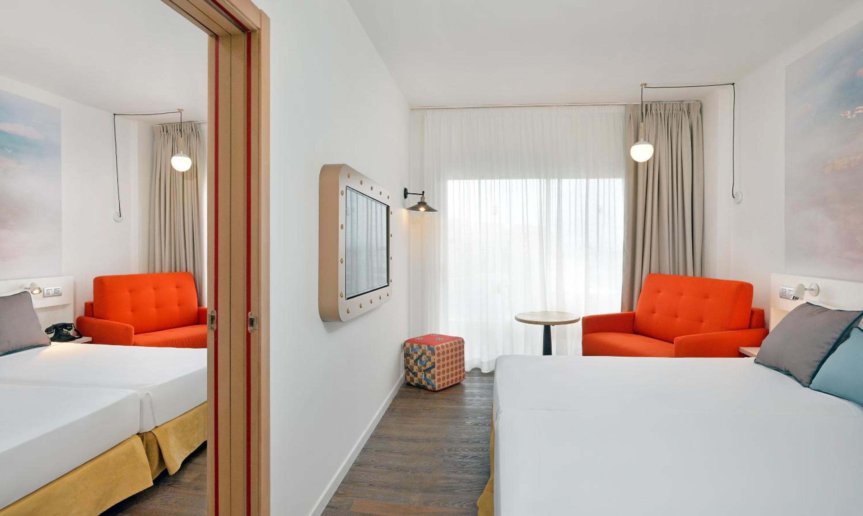 Katmandú Family Room 2 Bedrooms