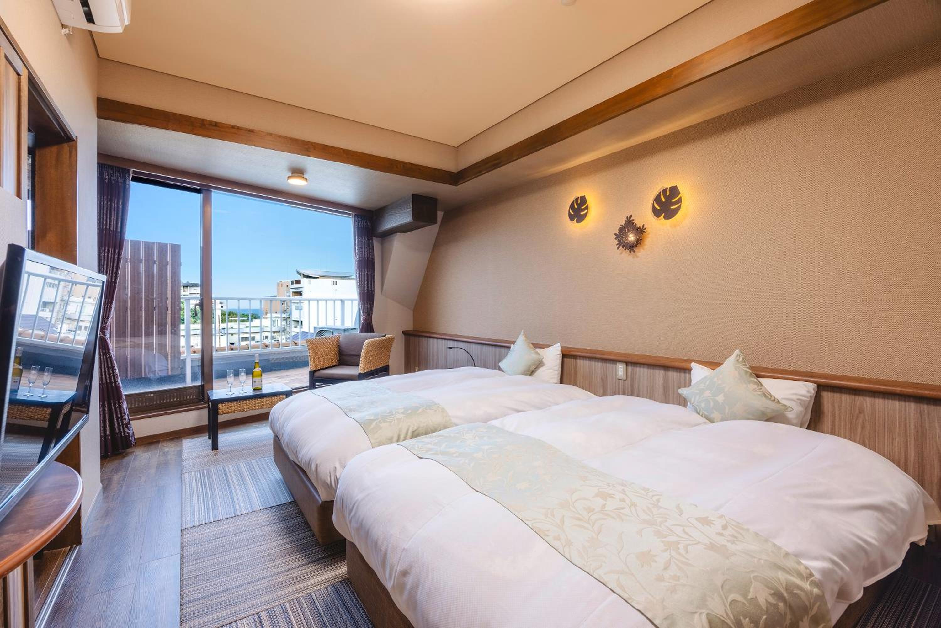 Twin Room with Private Bathroom