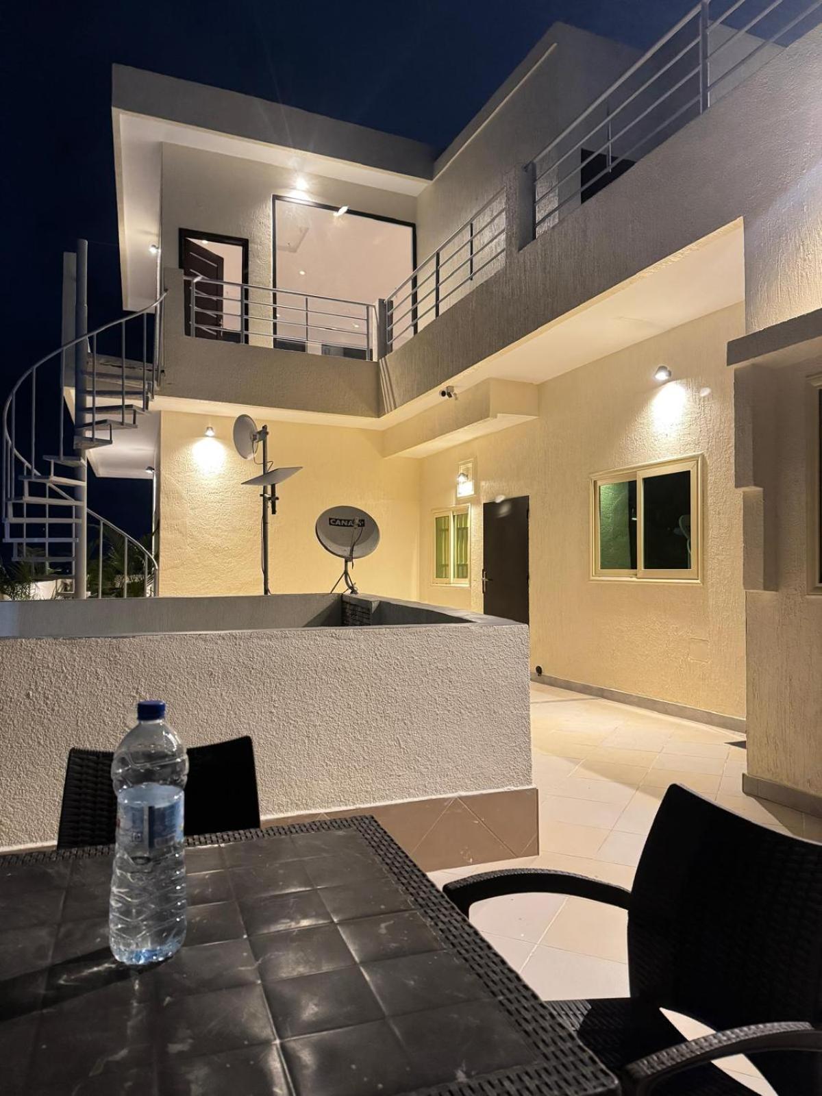 One-Bedroom Apartment with Balcony photo 3