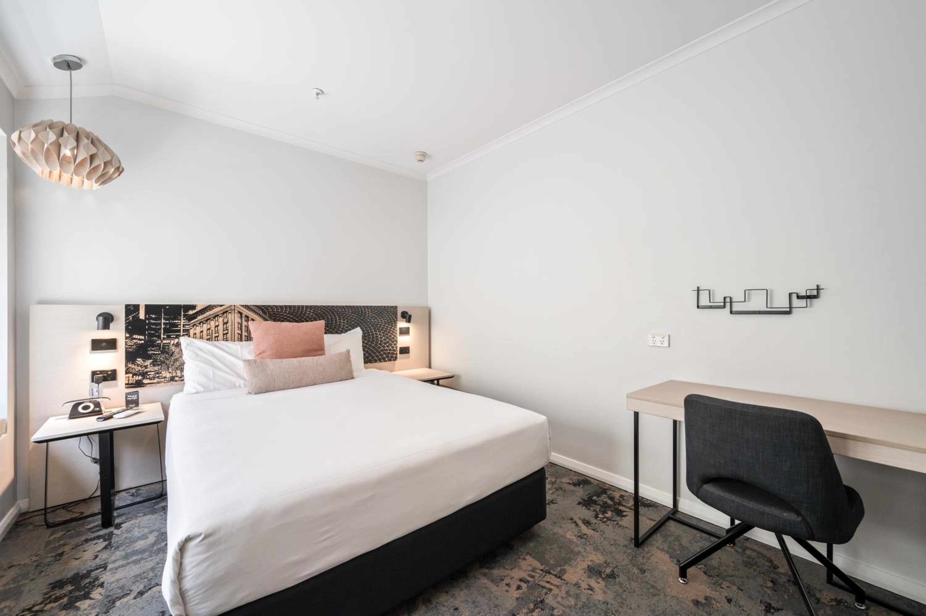 Standard Queen Room - Weekly Housekeeping