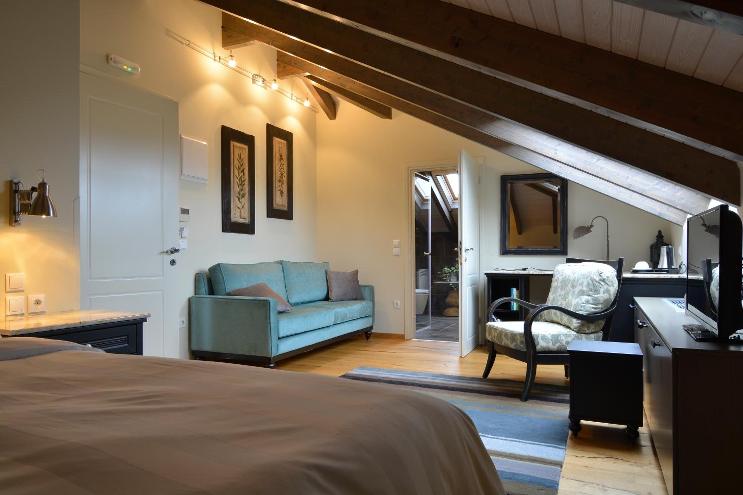 Superior Deluxe Double Room  photo 3