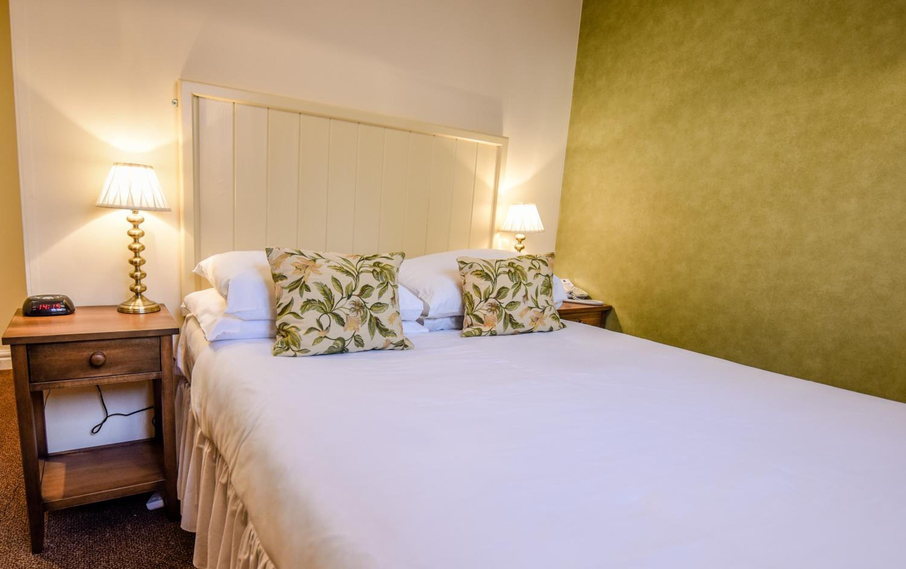 Standard Double Room - Non-Smoking - Photo 6