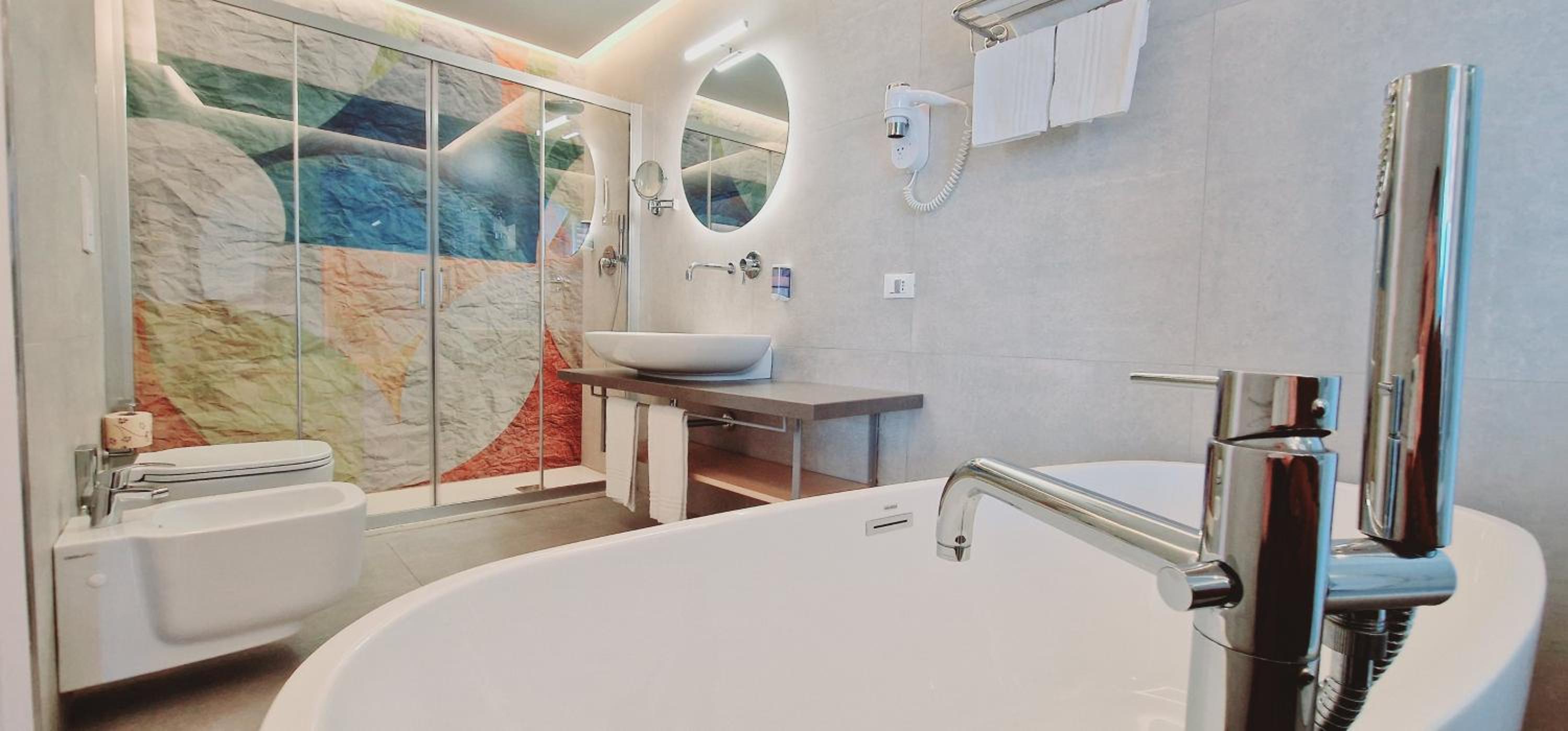 Suite with Sea View - Photo 2