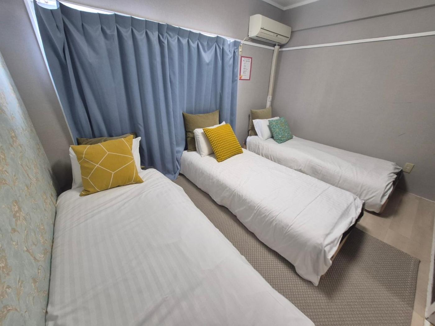 Triple Room with Bathroom photo 3