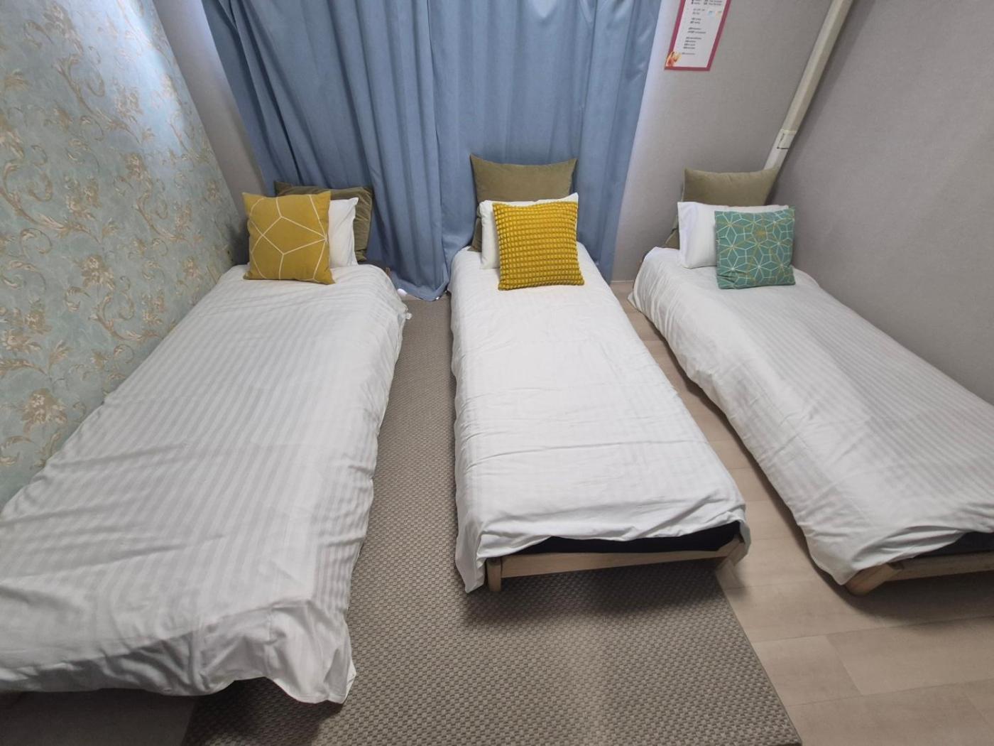 Triple Room with Bathroom photo 2